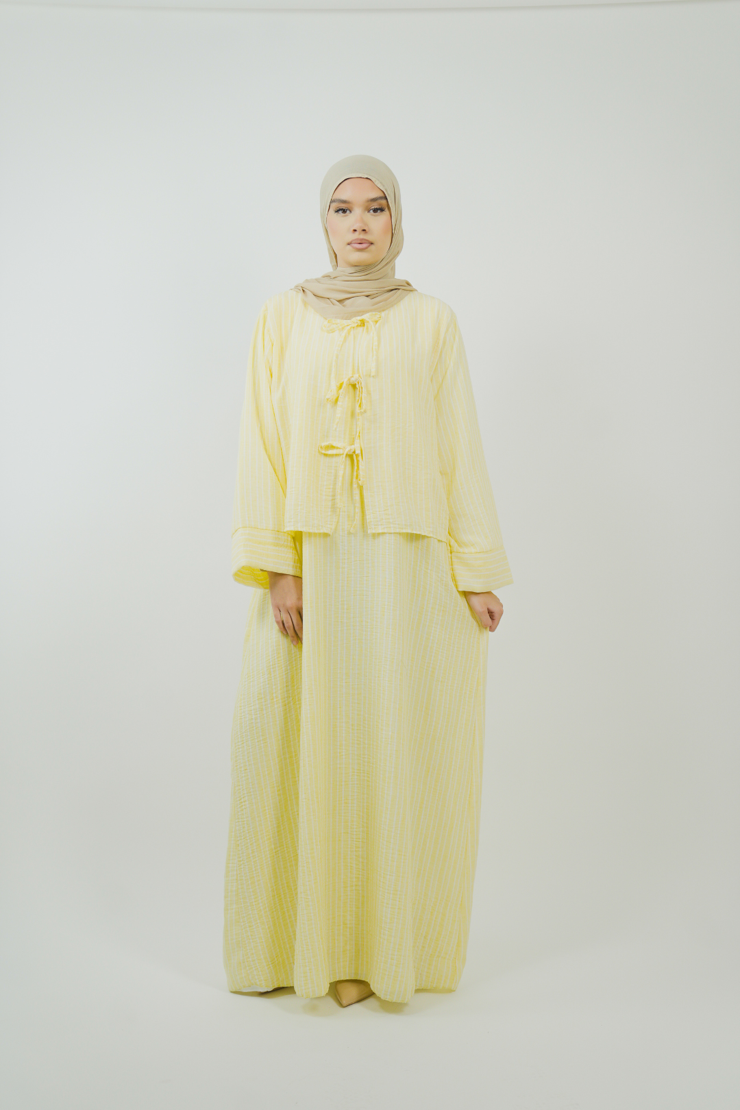 Ensemble robe et gilet court à noeud à rayure