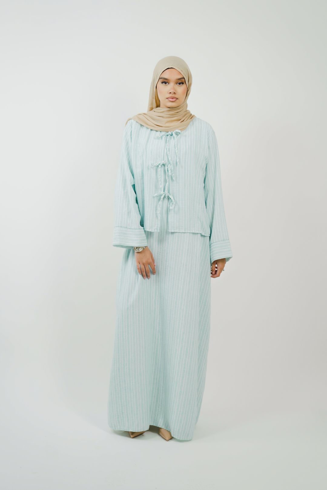 Ensemble robe et gilet court à noeud à rayure