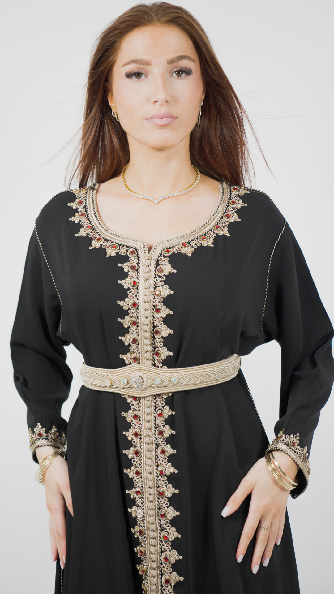 Caftan Noir Kamilia – produit proposé sur Souk Dubaï