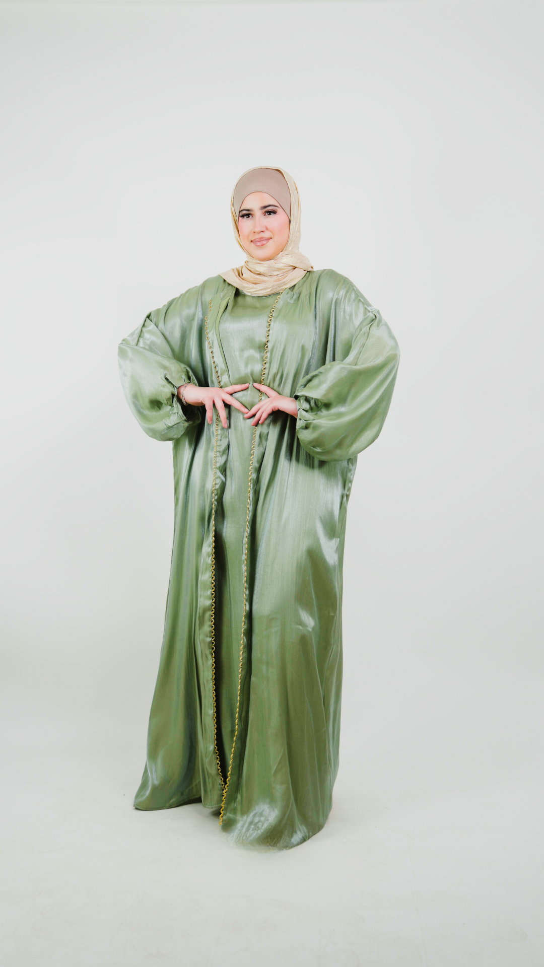 Ensemble irisé kimono avec sous abaya