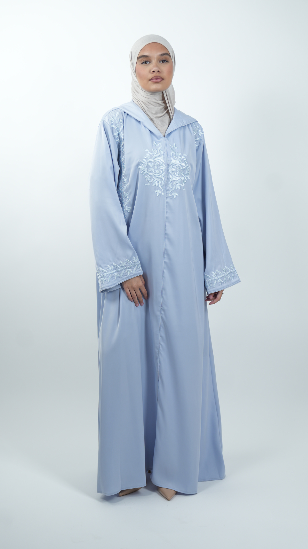 Robe orientale longue avec capuche