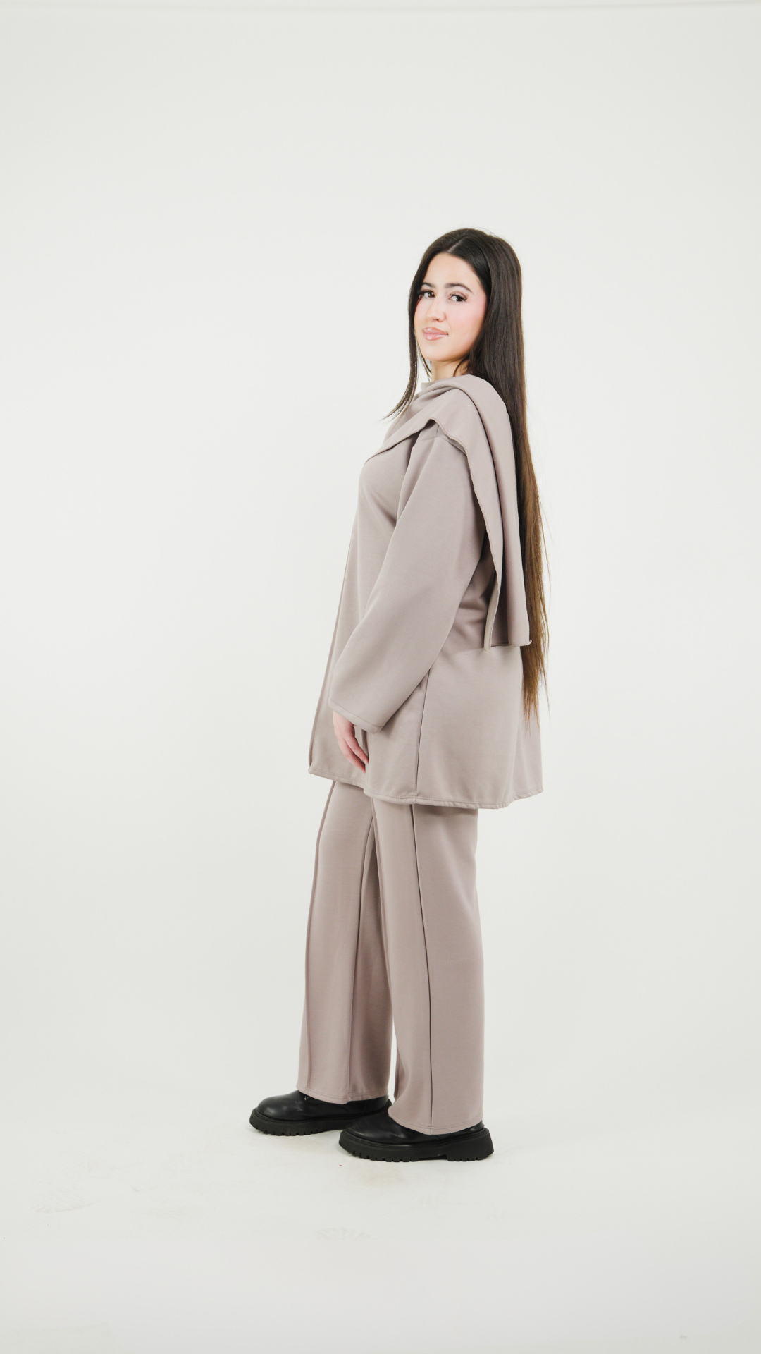 Ensemble pantalon avec pull cape