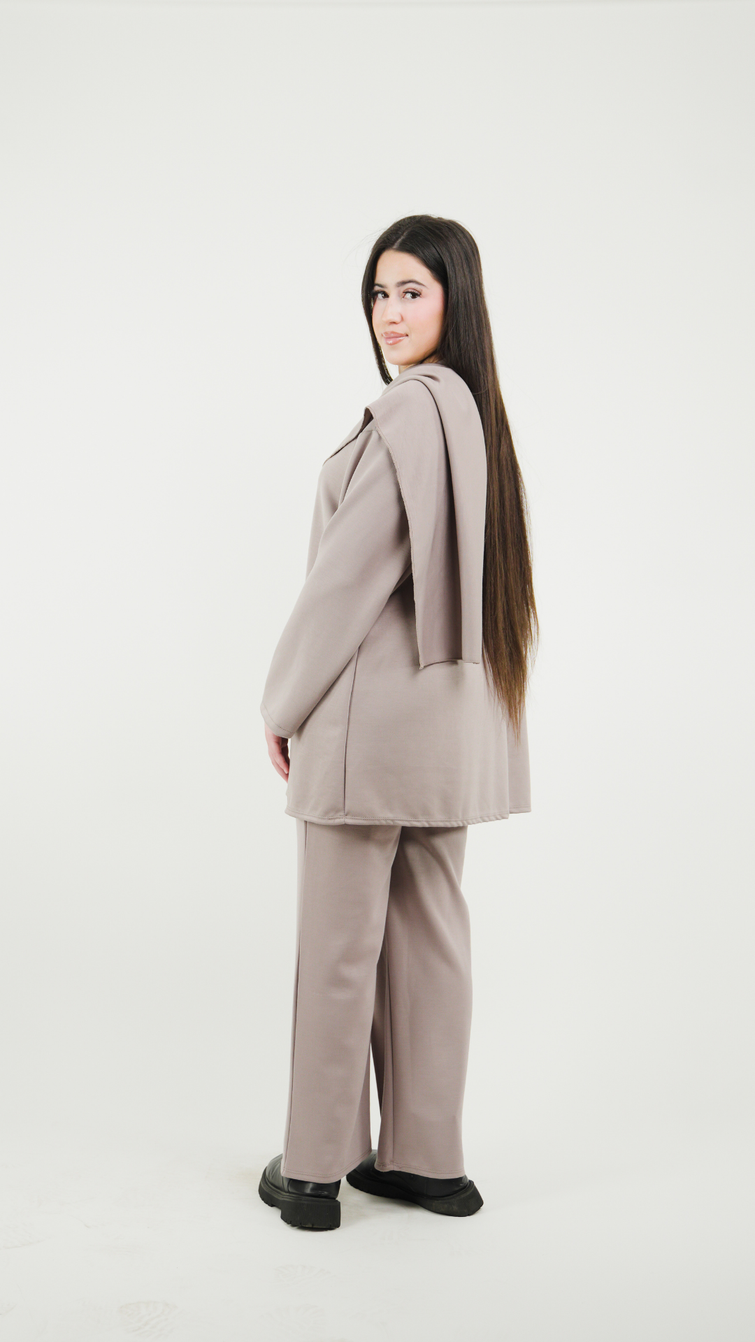 Ensemble pantalon avec pull cape