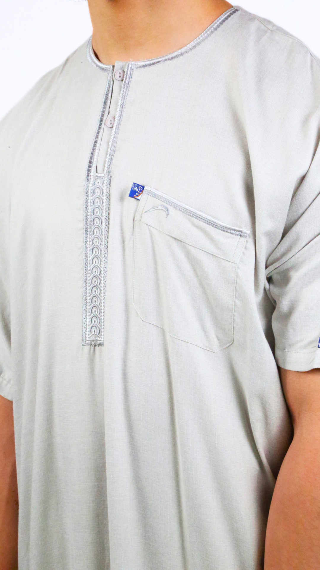 Qamis Ikaf tissu fin - manches courtes