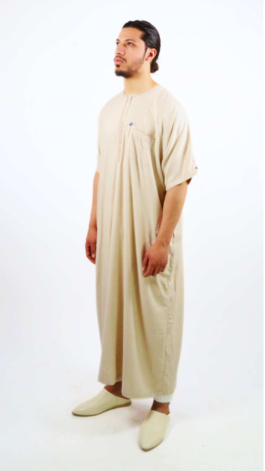 Qamis Ikaf tissu fin - manches courtes