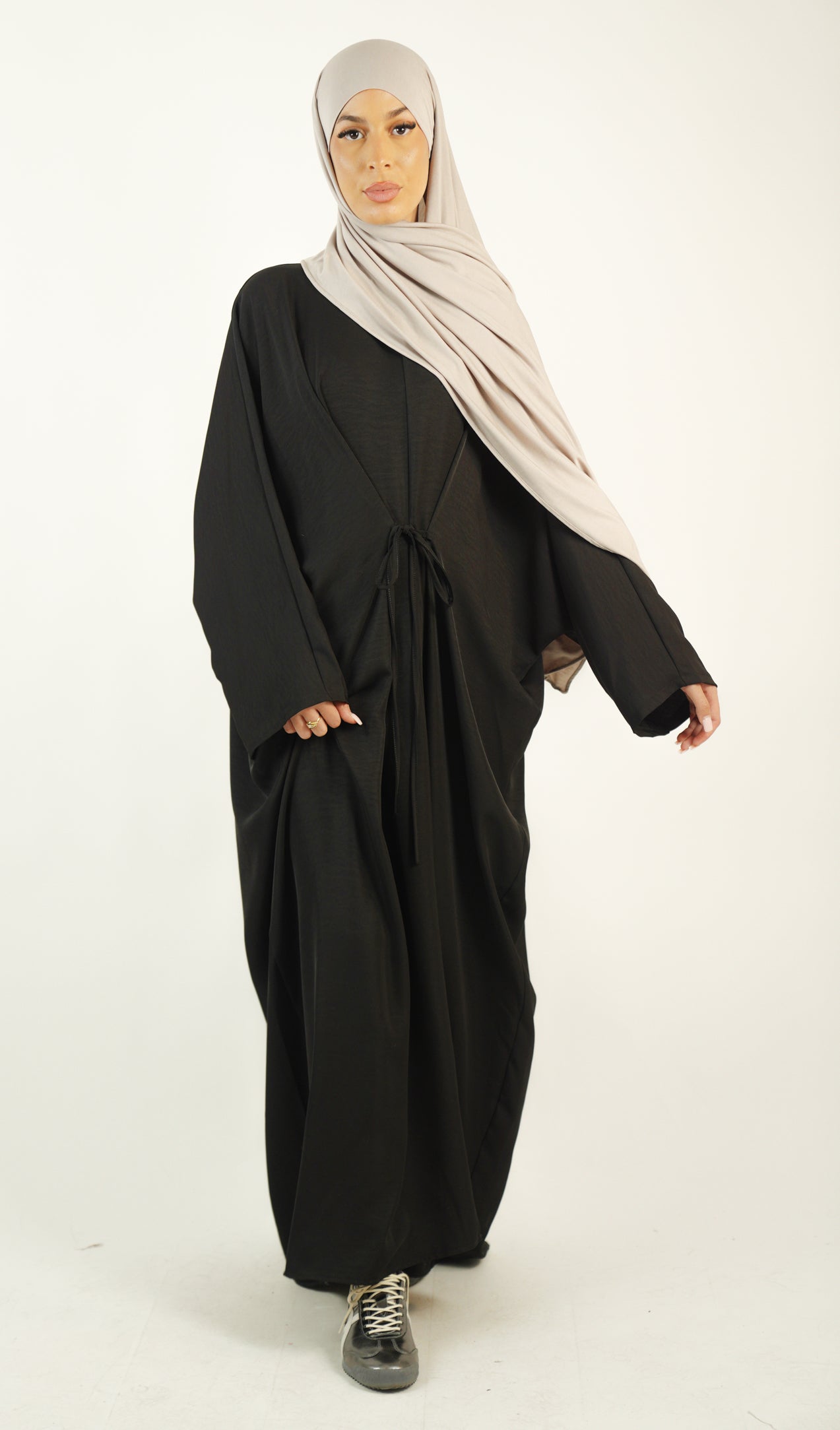 Robe manche papillon avec lien à nouer