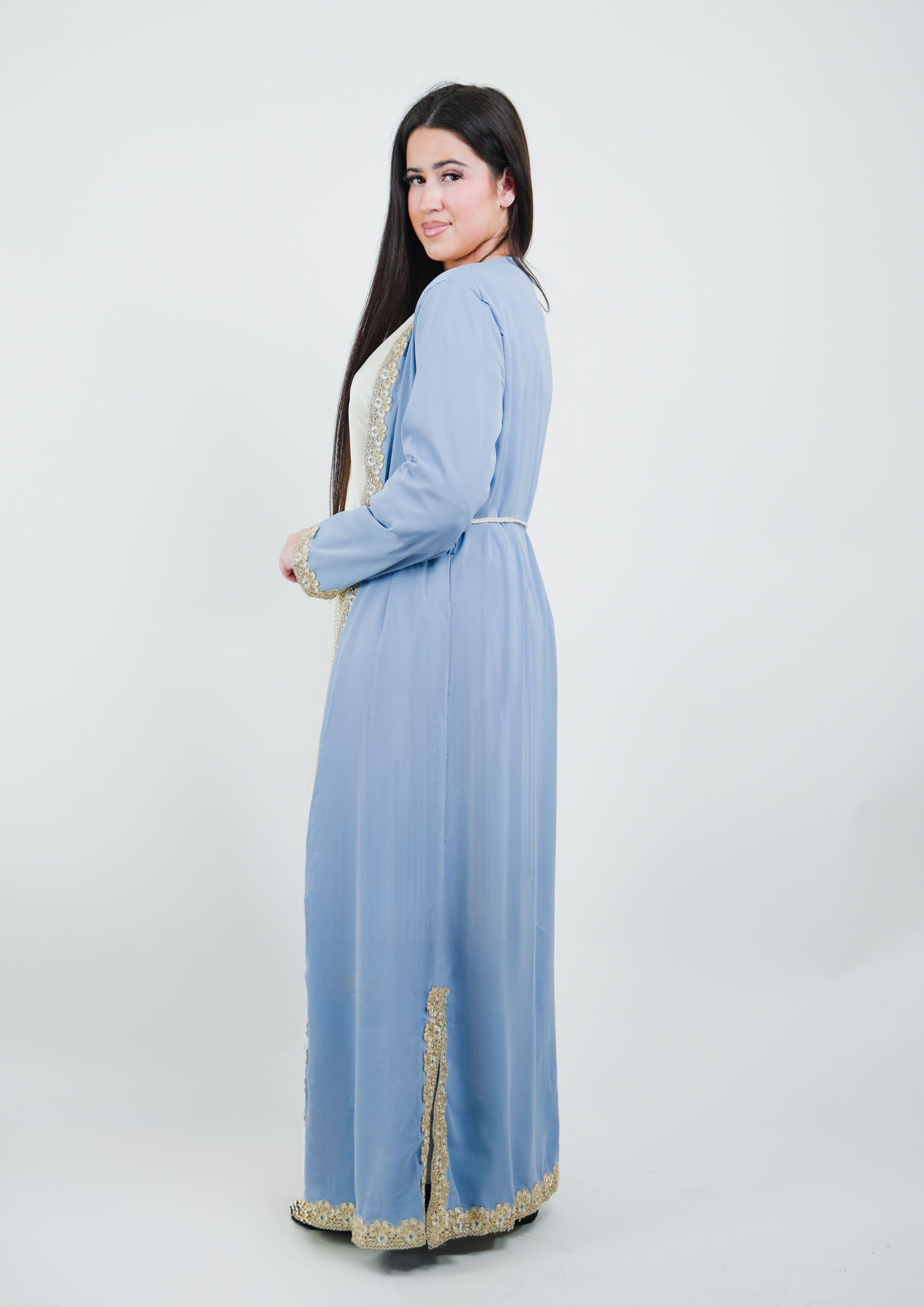 Kimono long style oriental avec ceinture pompom