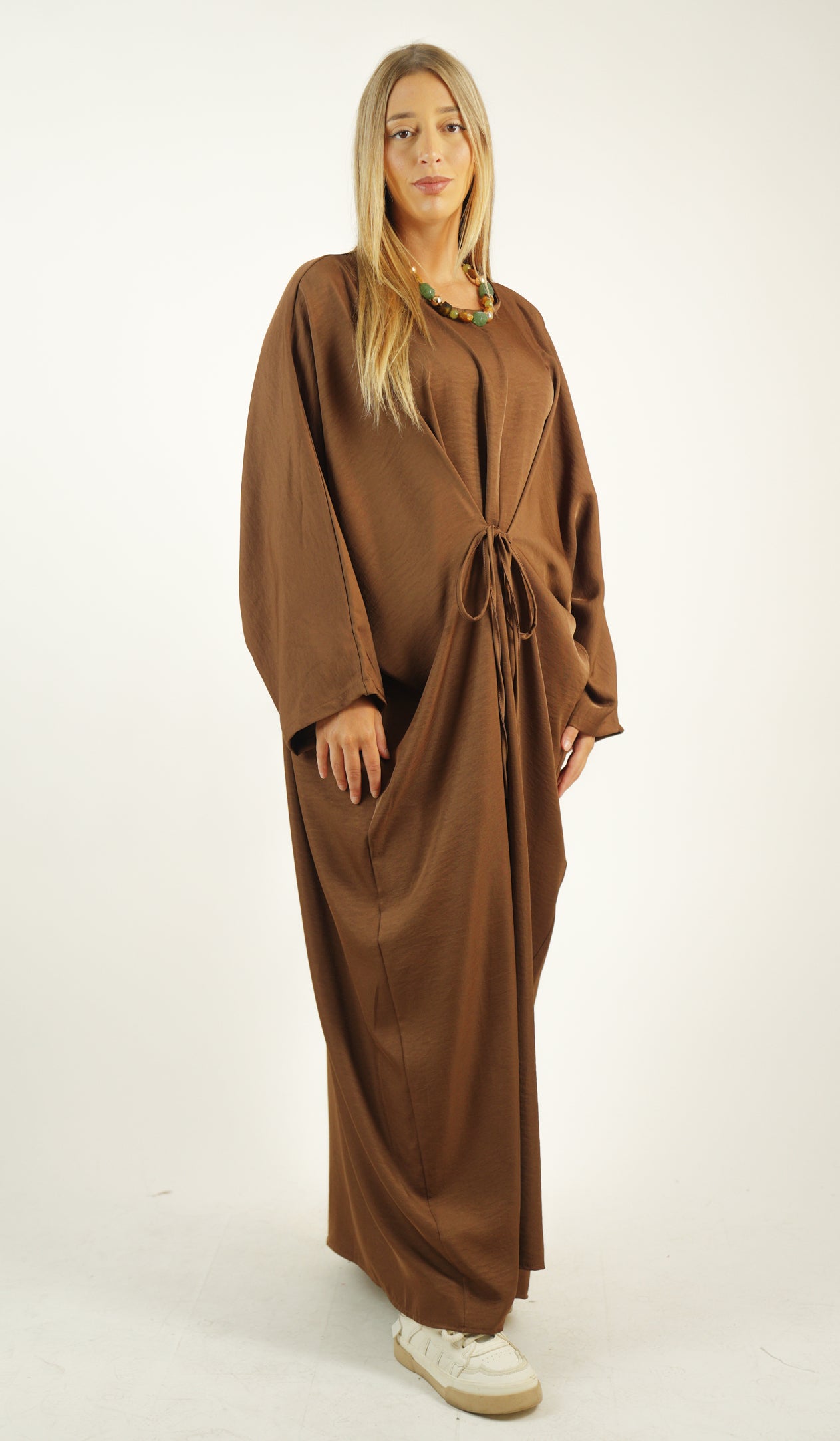 Robe manche papillon avec lien à nouer