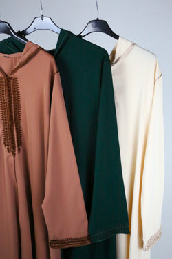 Robe marocaine avec capuche