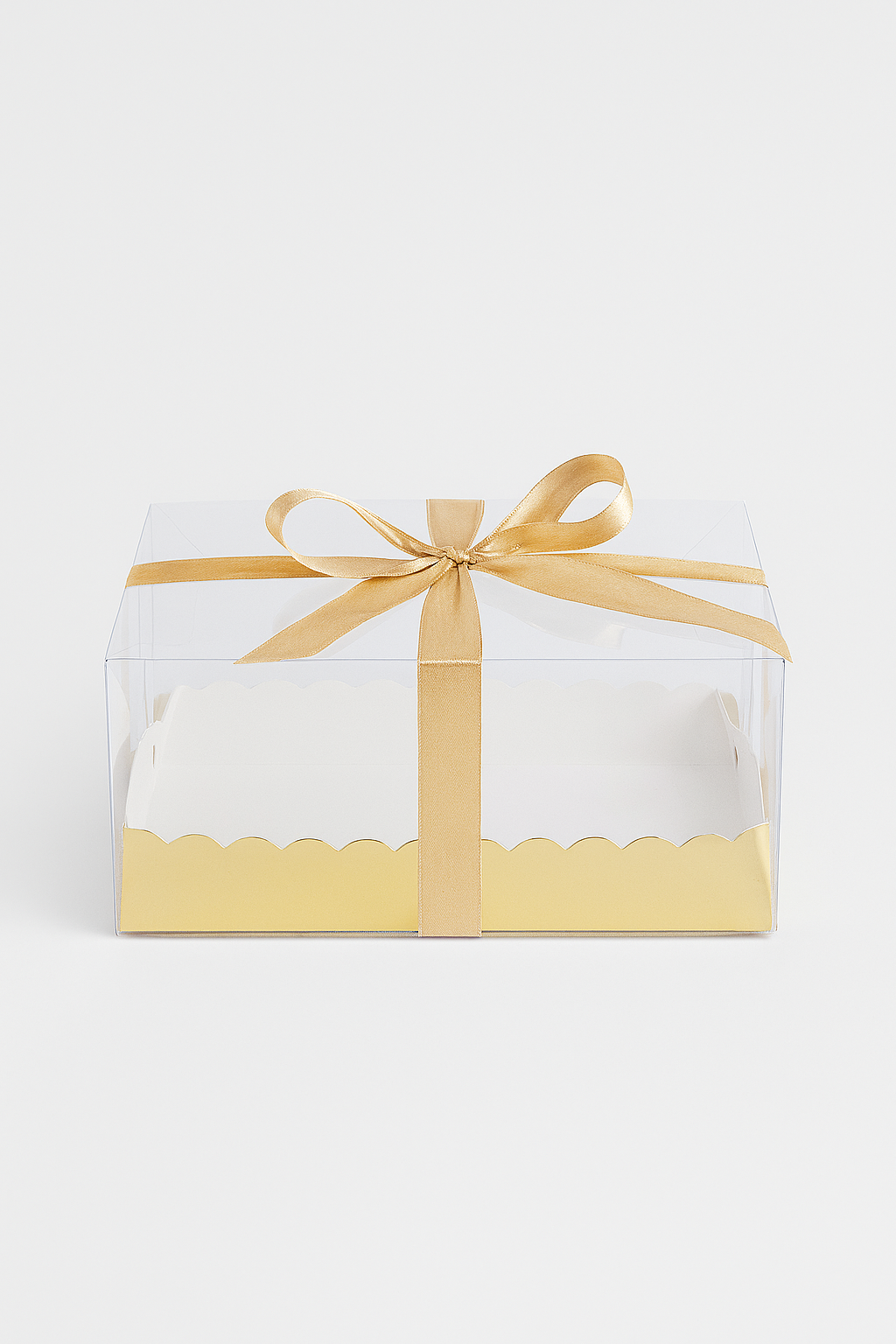 Boîte à gâteaux transparente avec noeud