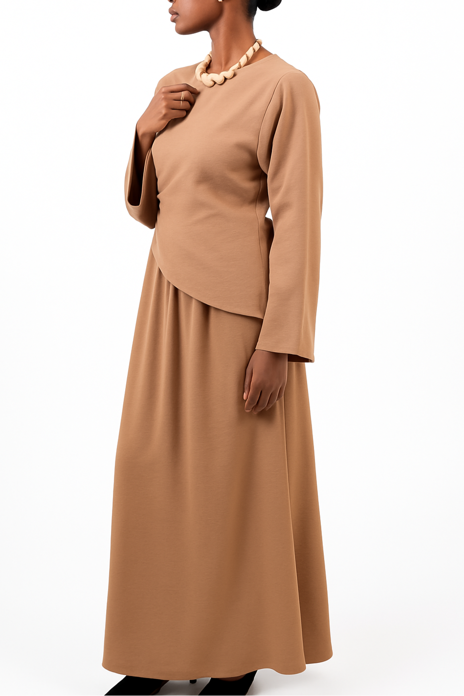 Ensemble jupe et haut asymétrique avec fils à nouer