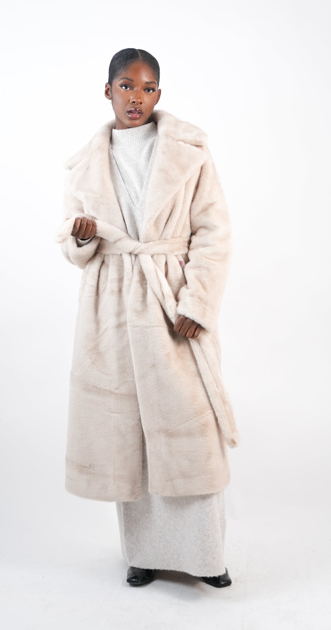 Manteau long fausse fourrure