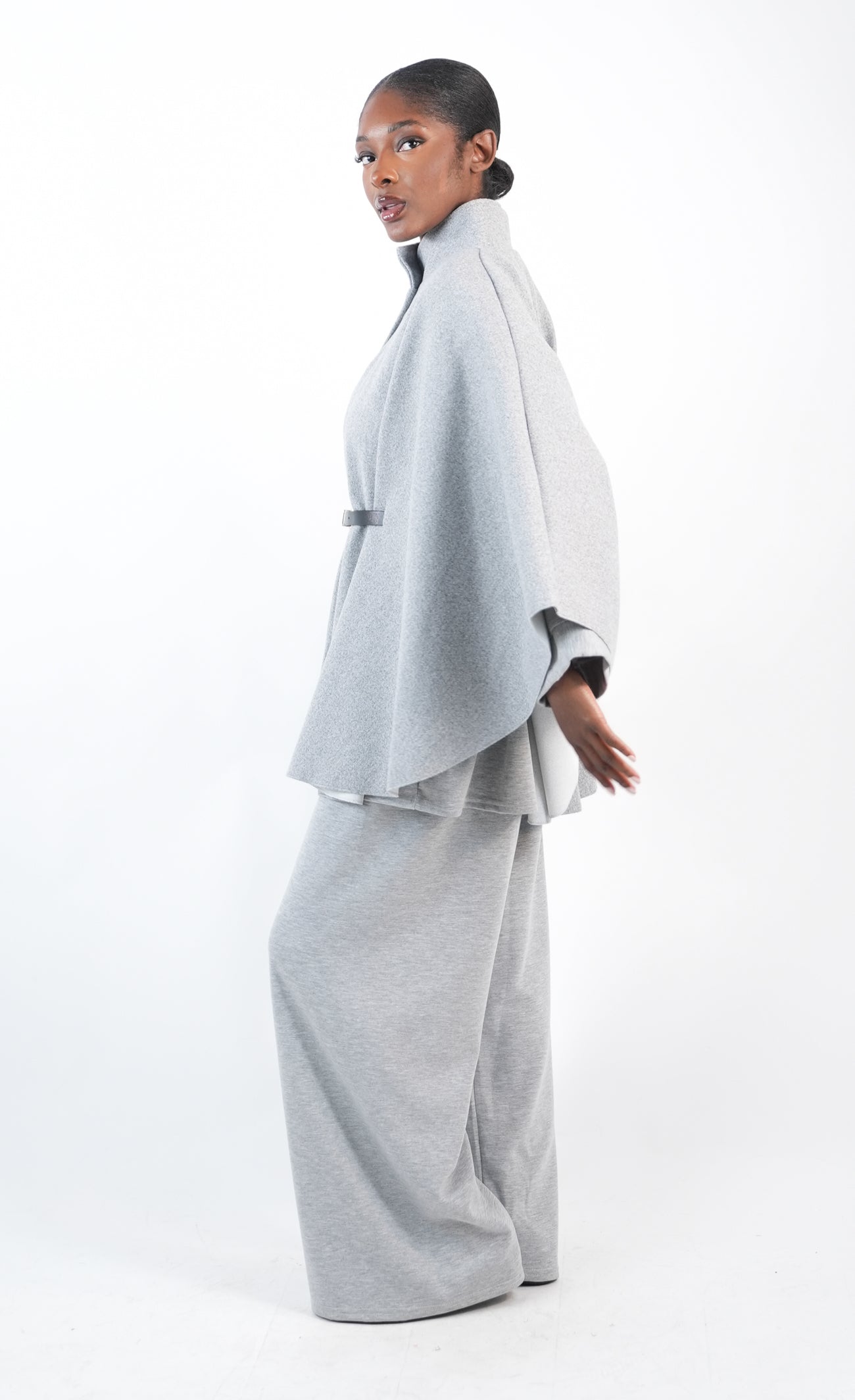 Cape manteau avec ceinture