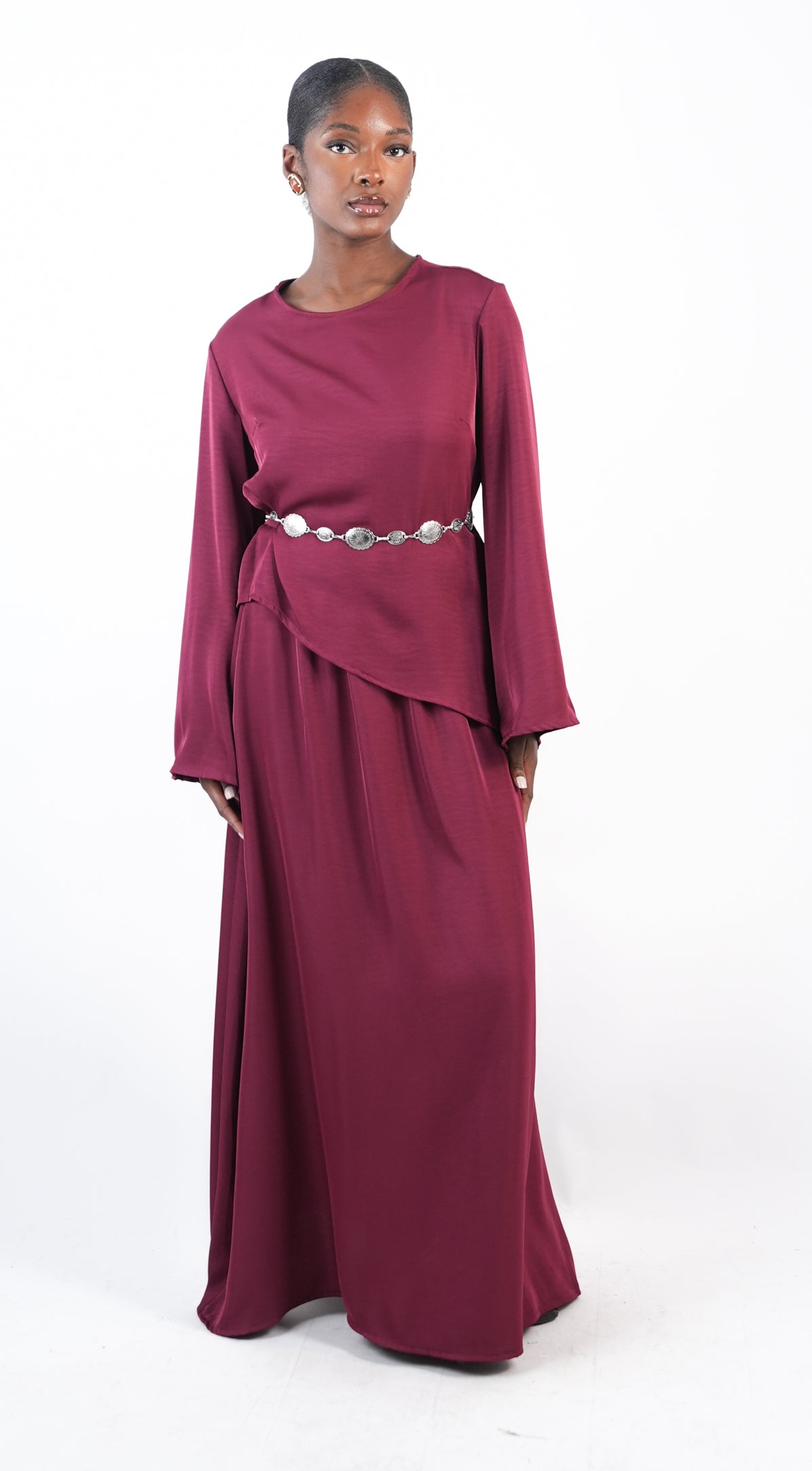 Ensemble jupe et haut asymétrique avec fils à nouer