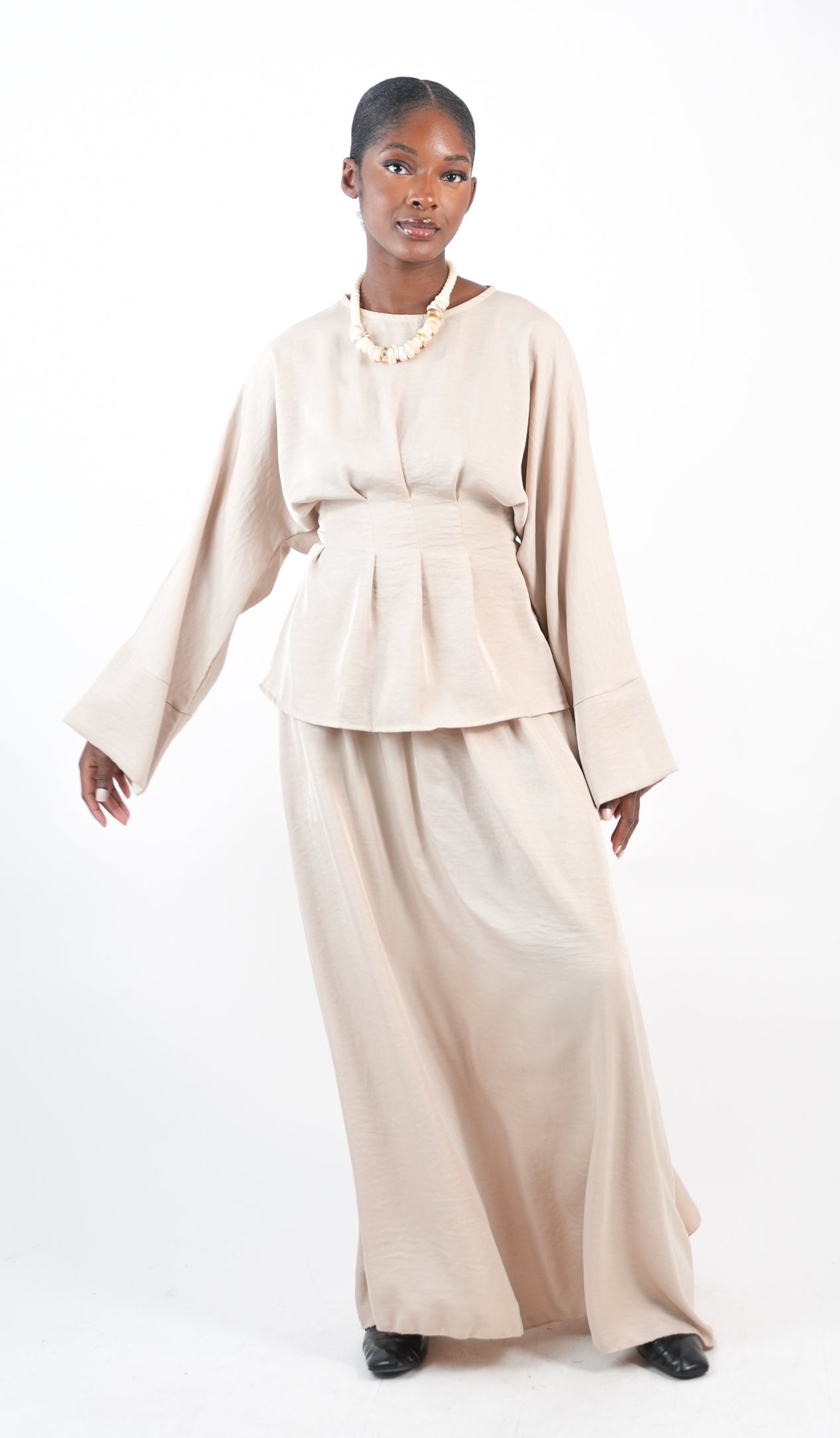 Ensemble femme jupe et haut cintré avec liens à nouer