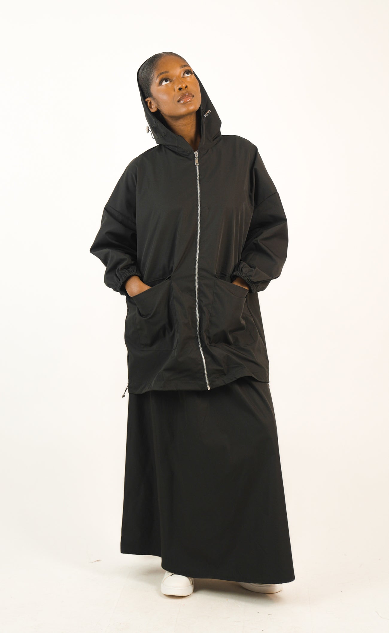 Ensemble parka avec capuche et jupe