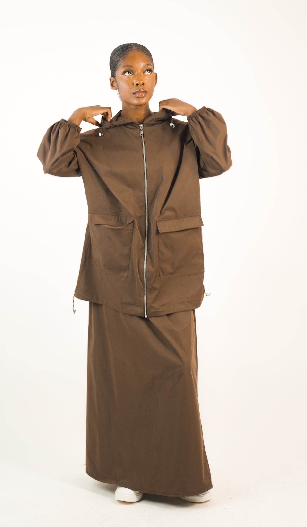 Ensemble parka avec capuche et jupe