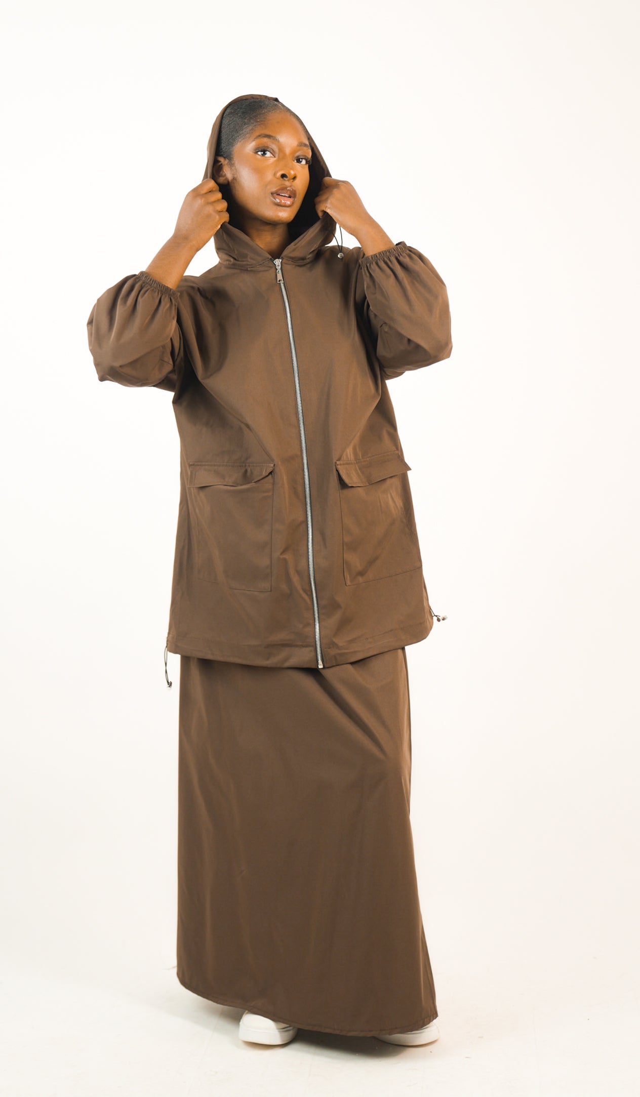 Ensemble parka avec capuche et jupe