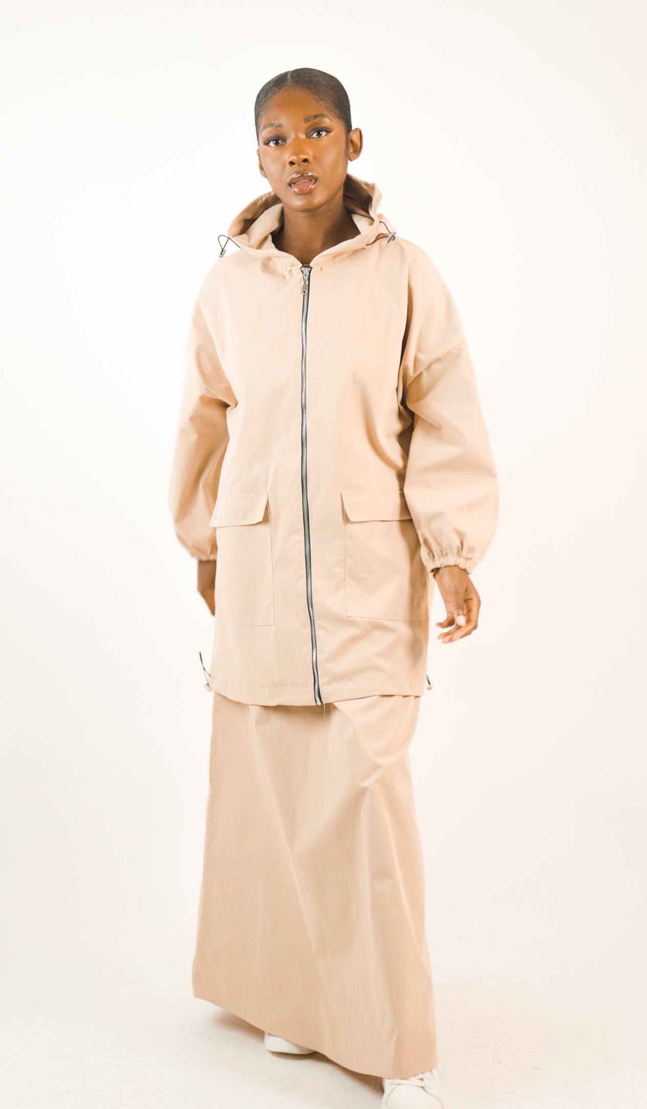 Ensemble parka avec capuche et jupe