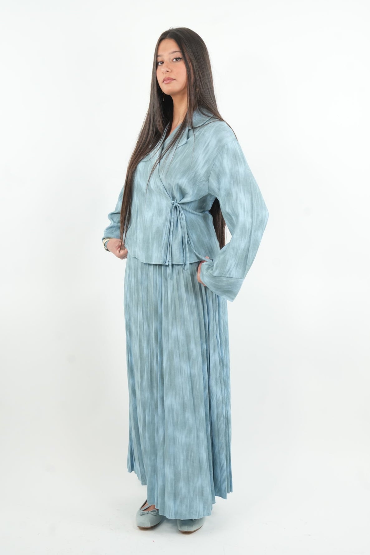 Ensemble cache-coeur jupe plissée