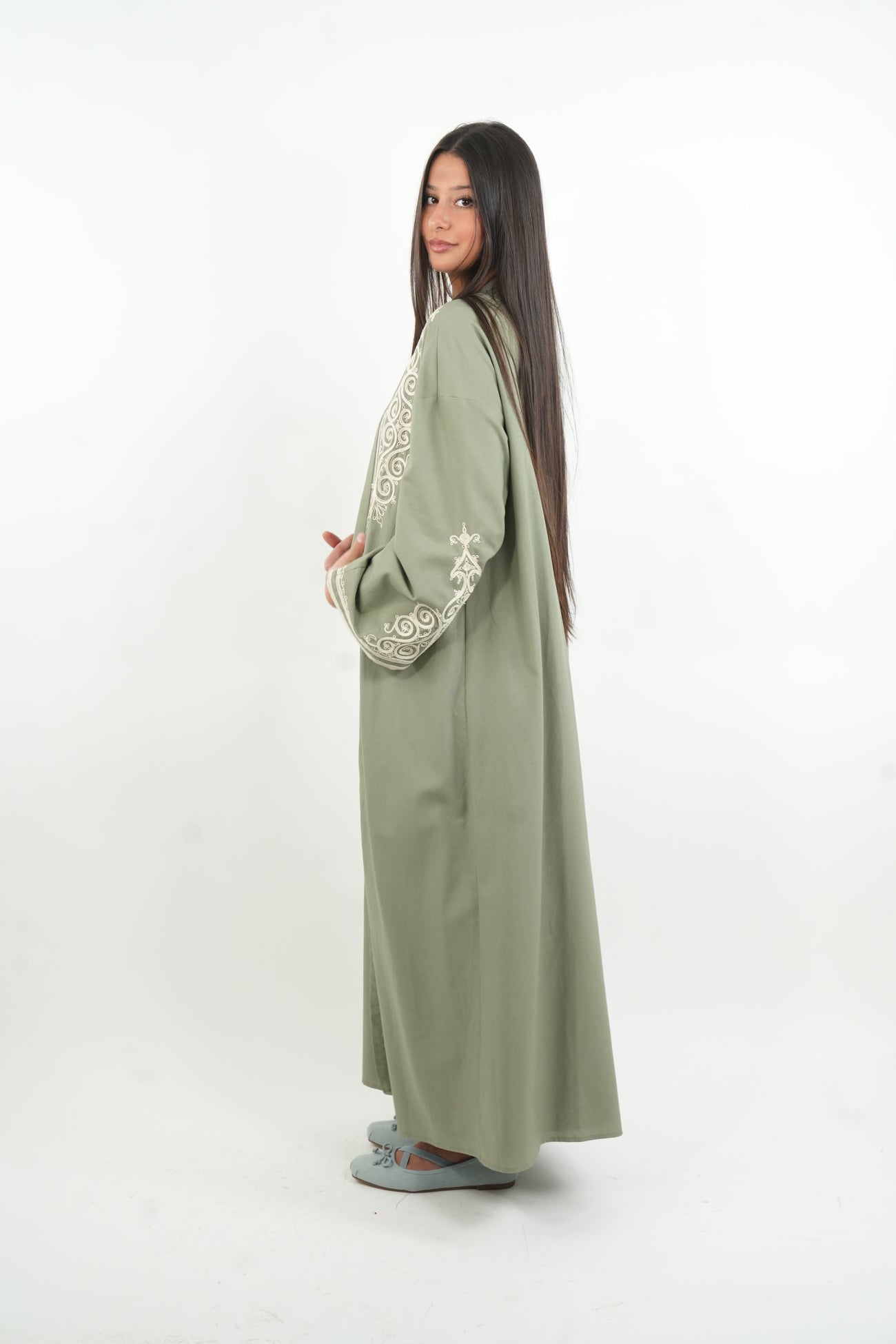 Ensemble robe et kimono brodé