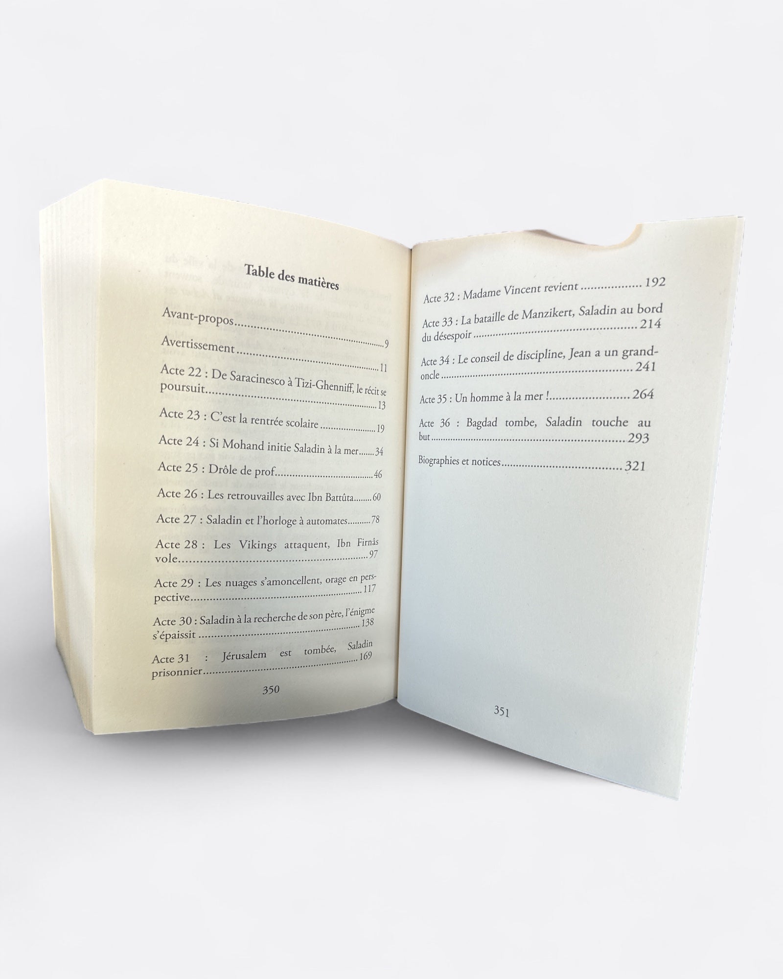 Sommaire de La Saga des jeunes et adultes : Saladin | Tome 2 : Lyess Chacal - Edition Oryms