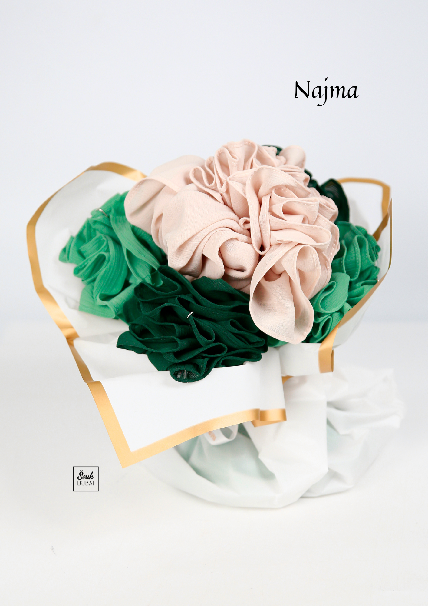 Mon bouquet hijab Najma - Mousseline plissure fine – vêtement traditionnel au style raffiné