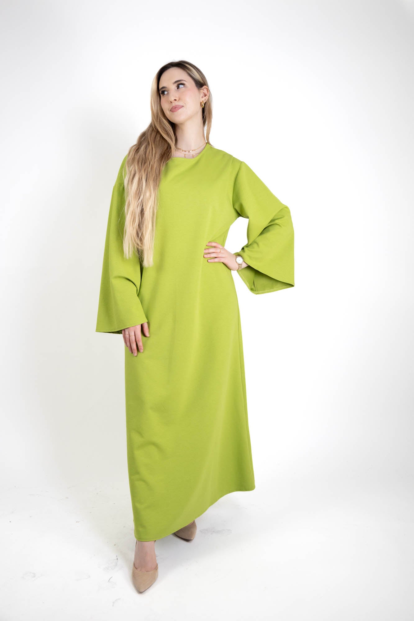 Robe longue droite manche évasée