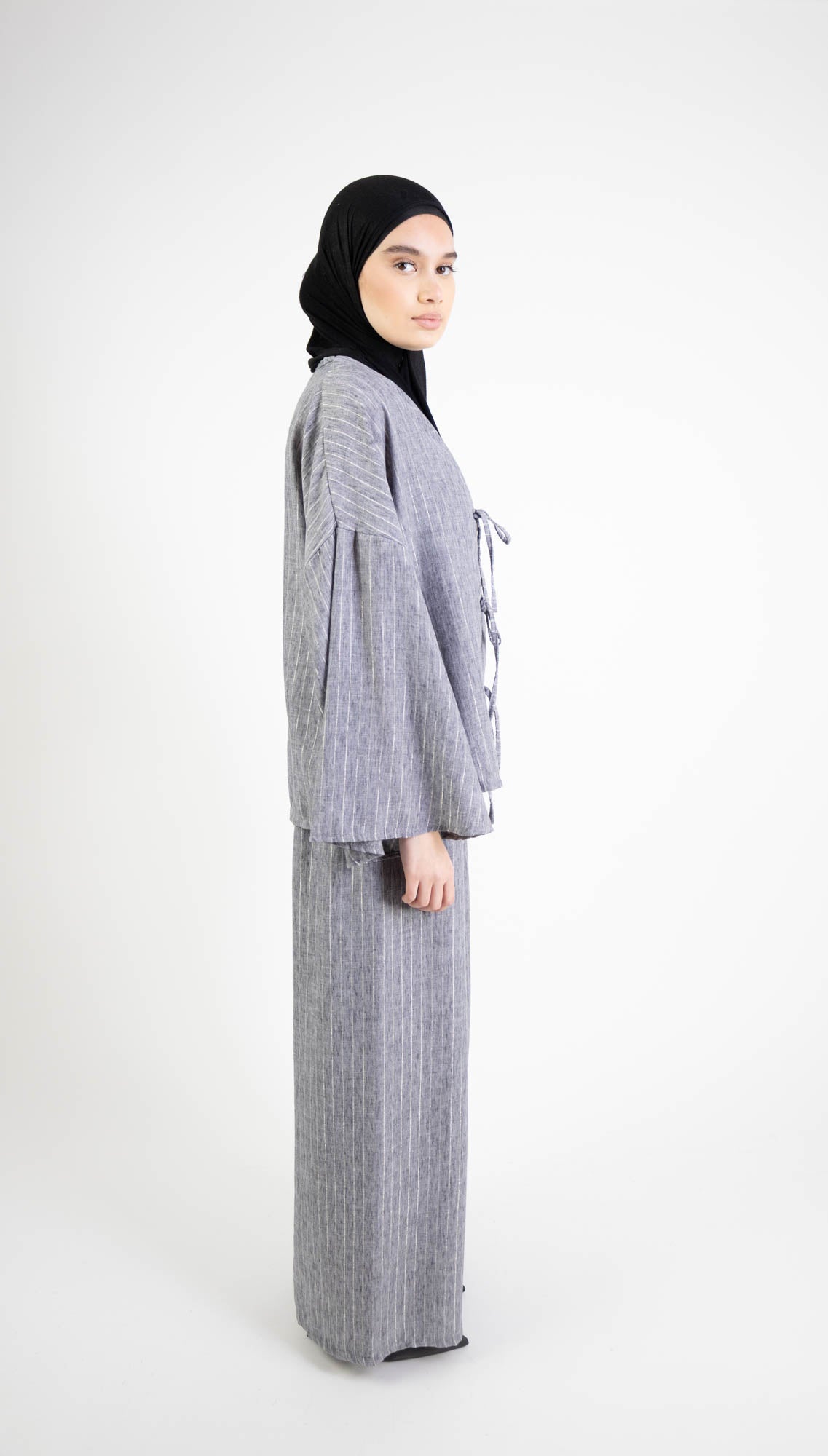 Ensemble Femme élégant – Gilet à petit noeud & pantalon