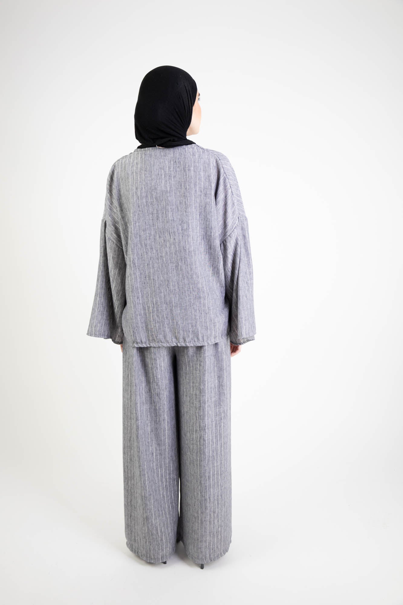 Ensemble Femme élégant – Gilet à petit noeud & pantalon