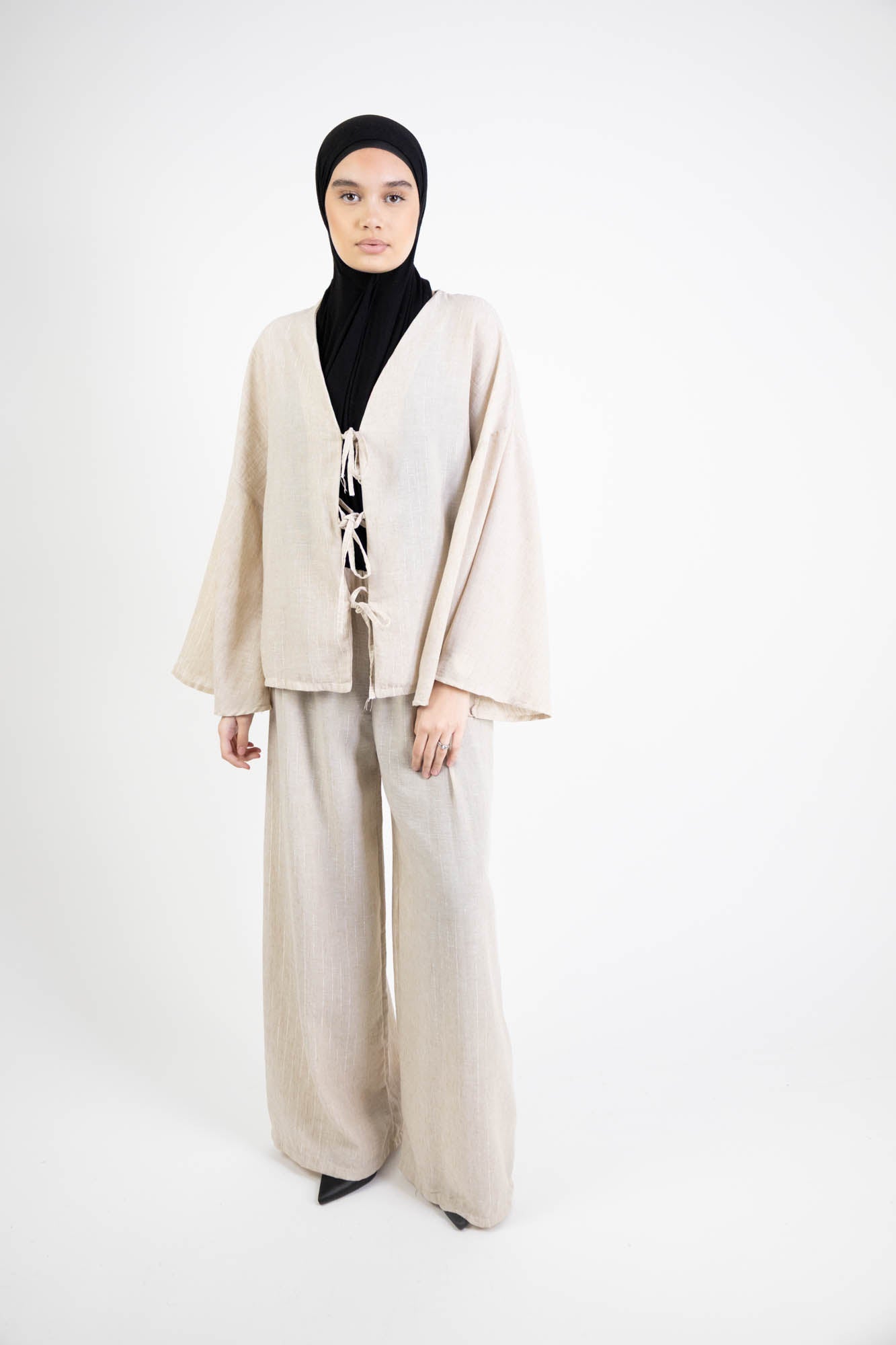 Ensemble Femme élégant – Gilet à petit noeud & pantalon