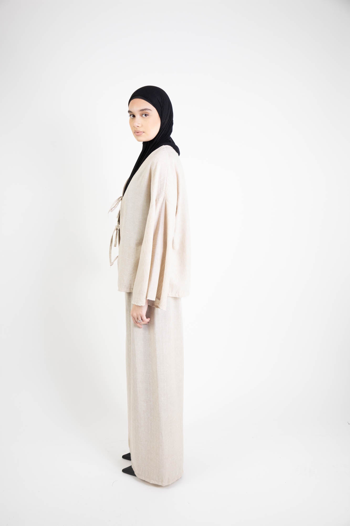 Ensemble Femme élégant – Gilet à petit noeud & pantalon