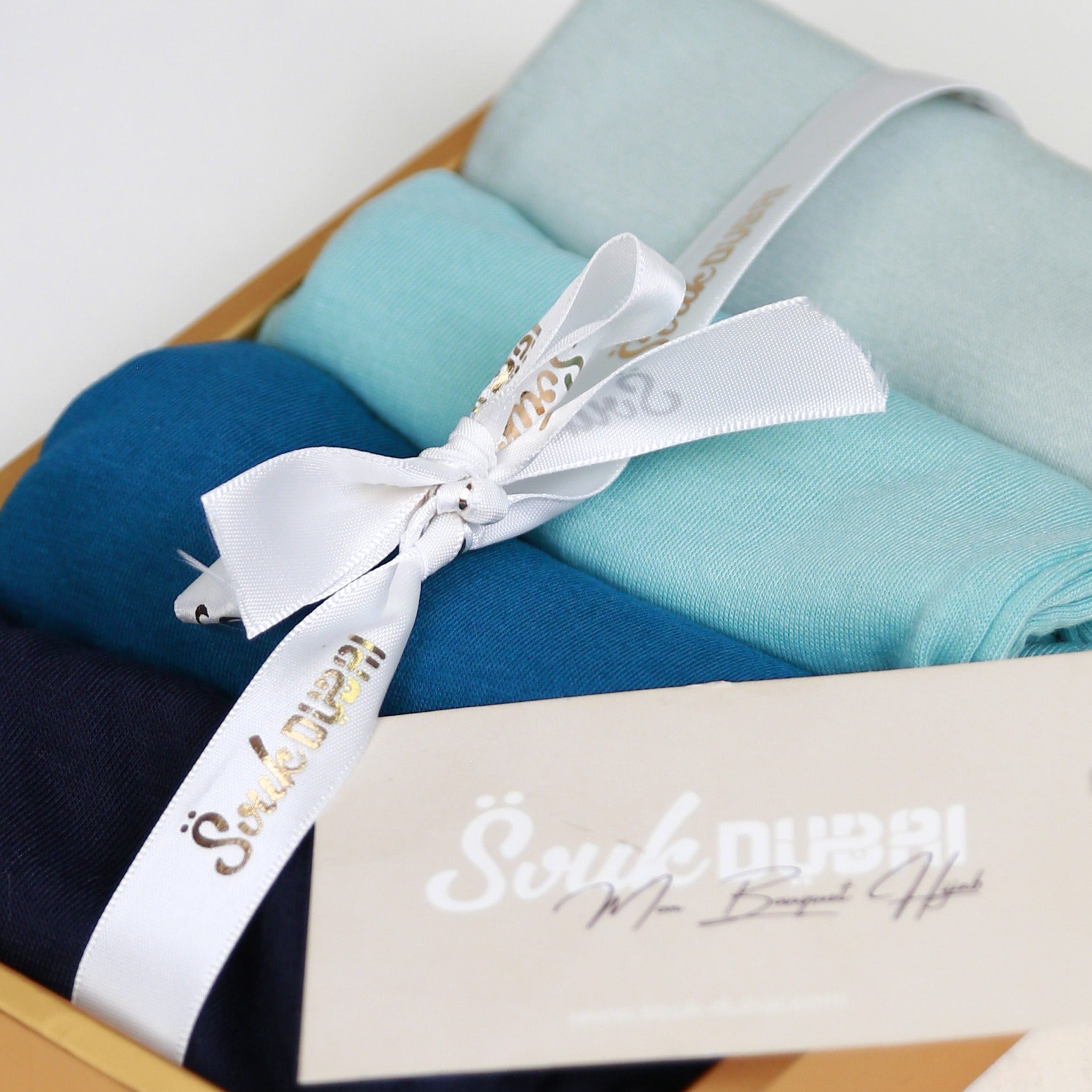 Box bonnets ouverts "Marina" – petit plus pour un look raffiné