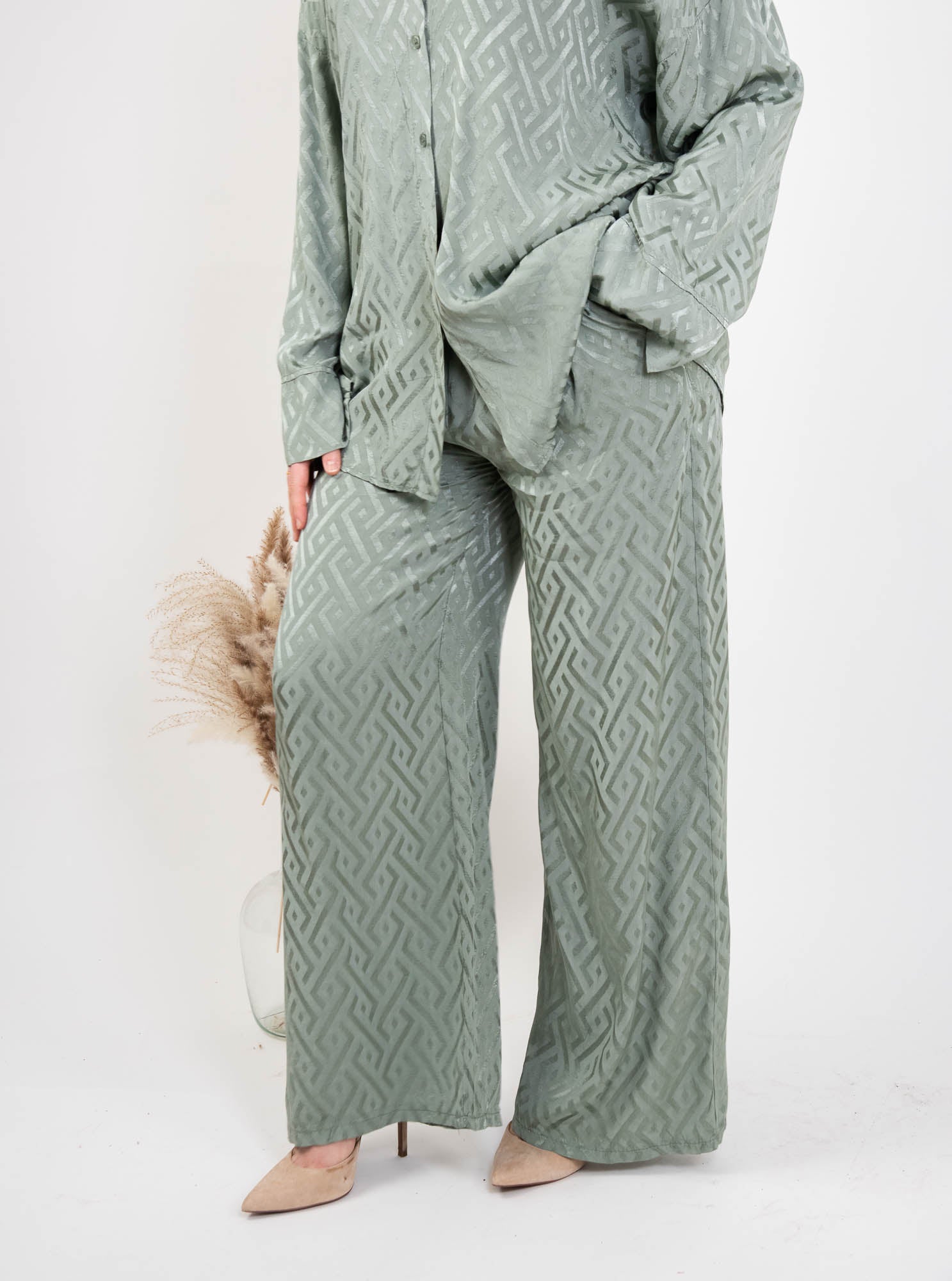 Ensemble Femme Oversize – Chemise & Pantalon satiné