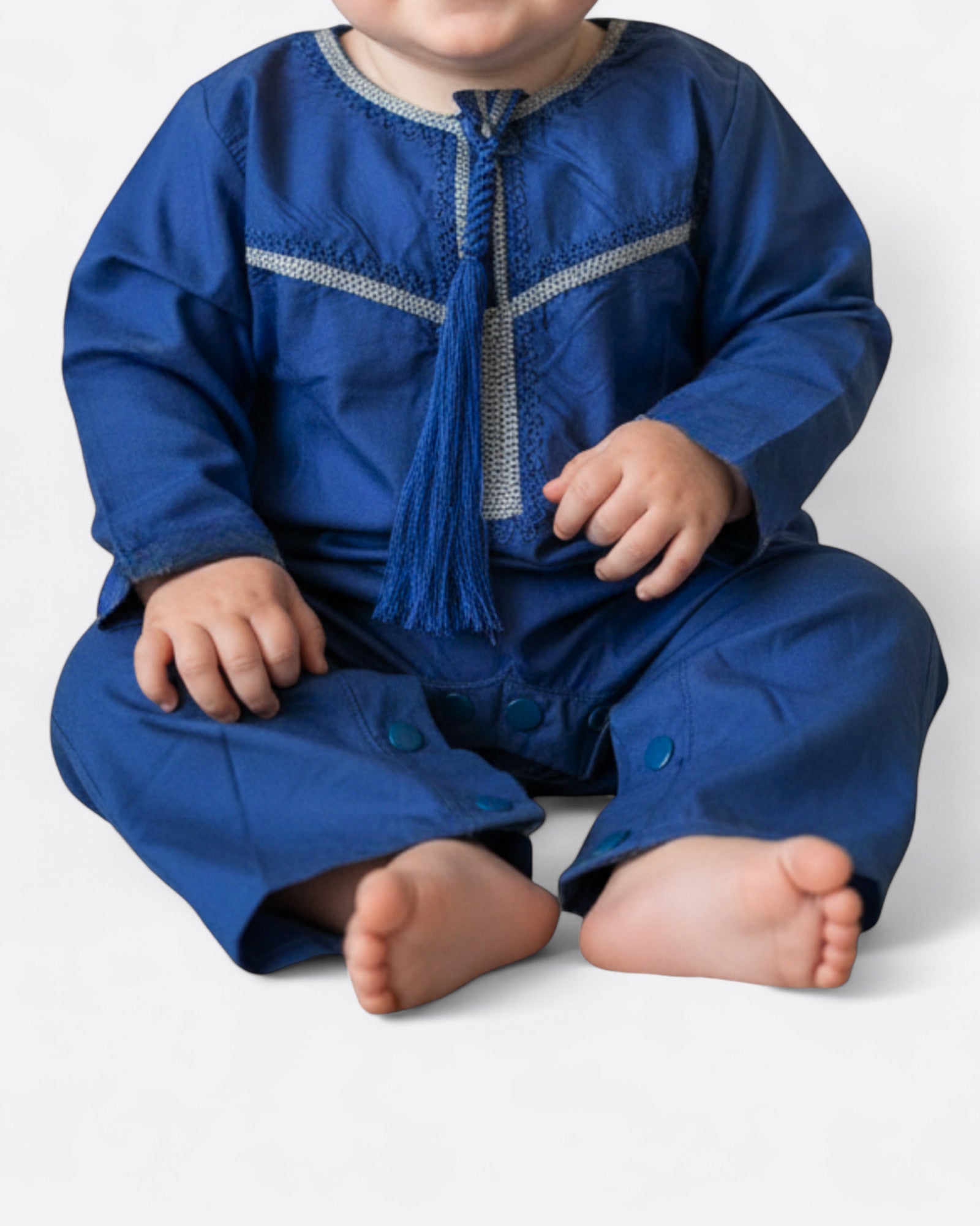 Grenouillère bébé - Qamis à motifs et tresse