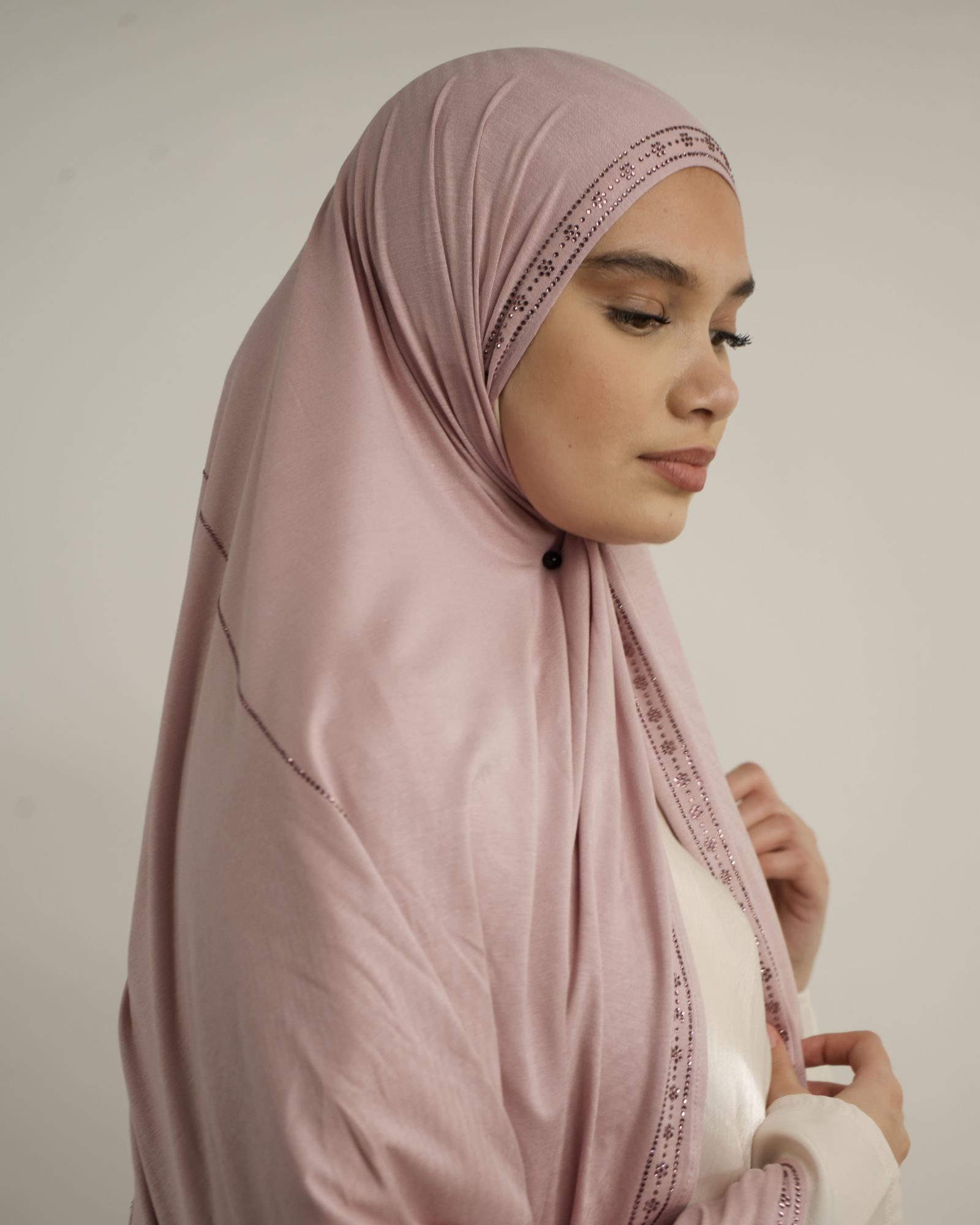 Hijab élégant en jersey avec strass