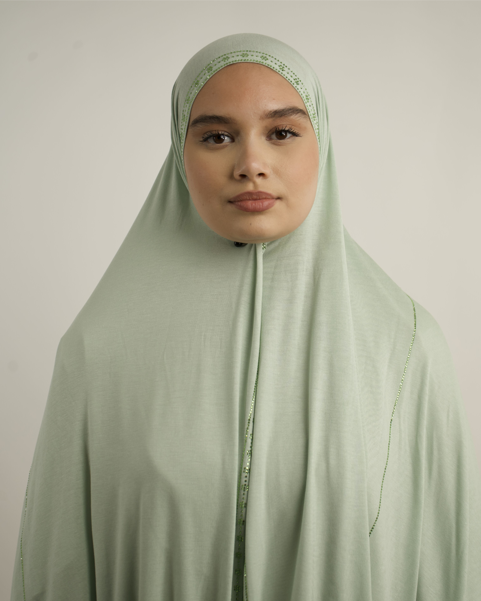 Hijab élégant en jersey avec strass