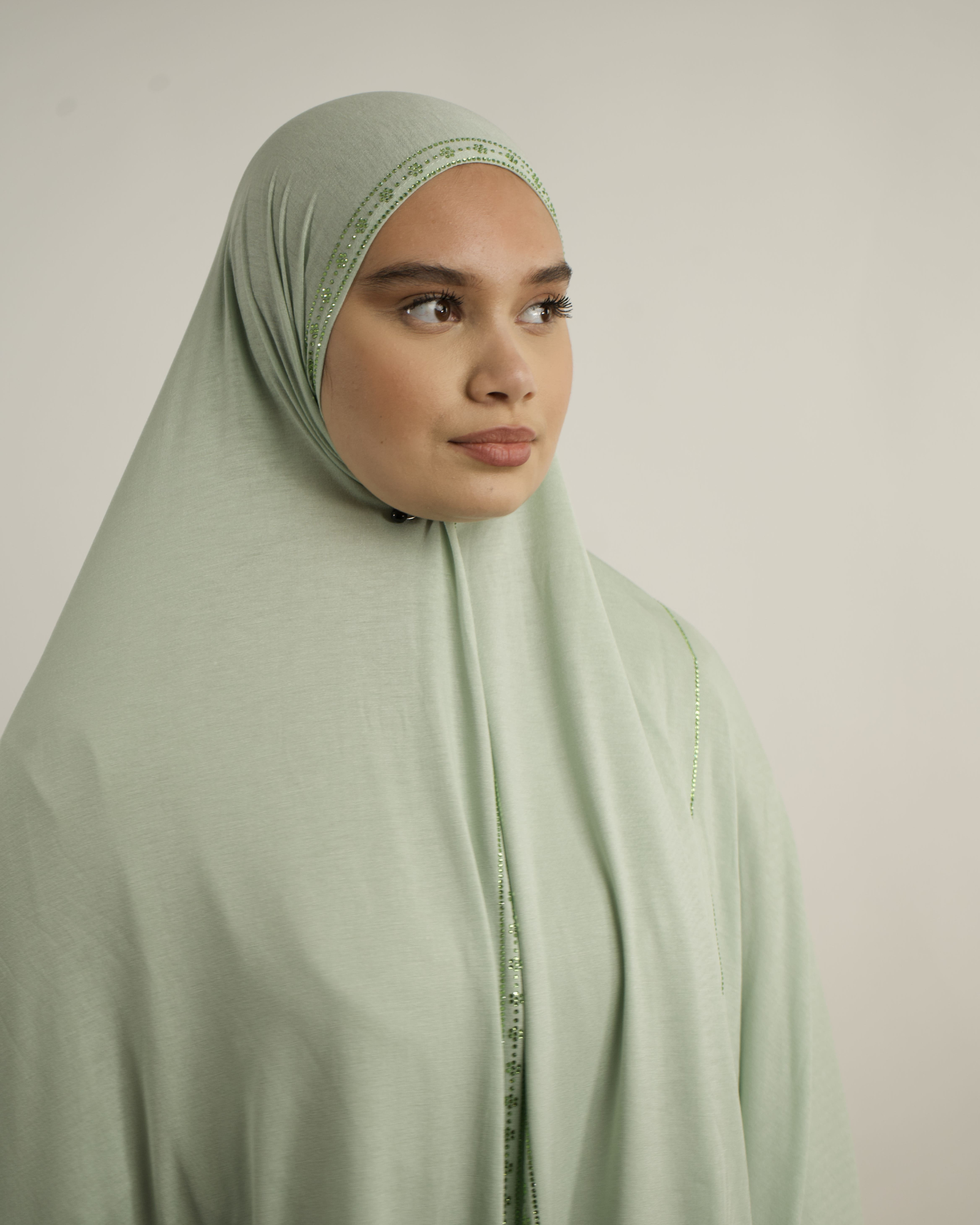 Hijab élégant en jersey avec strass