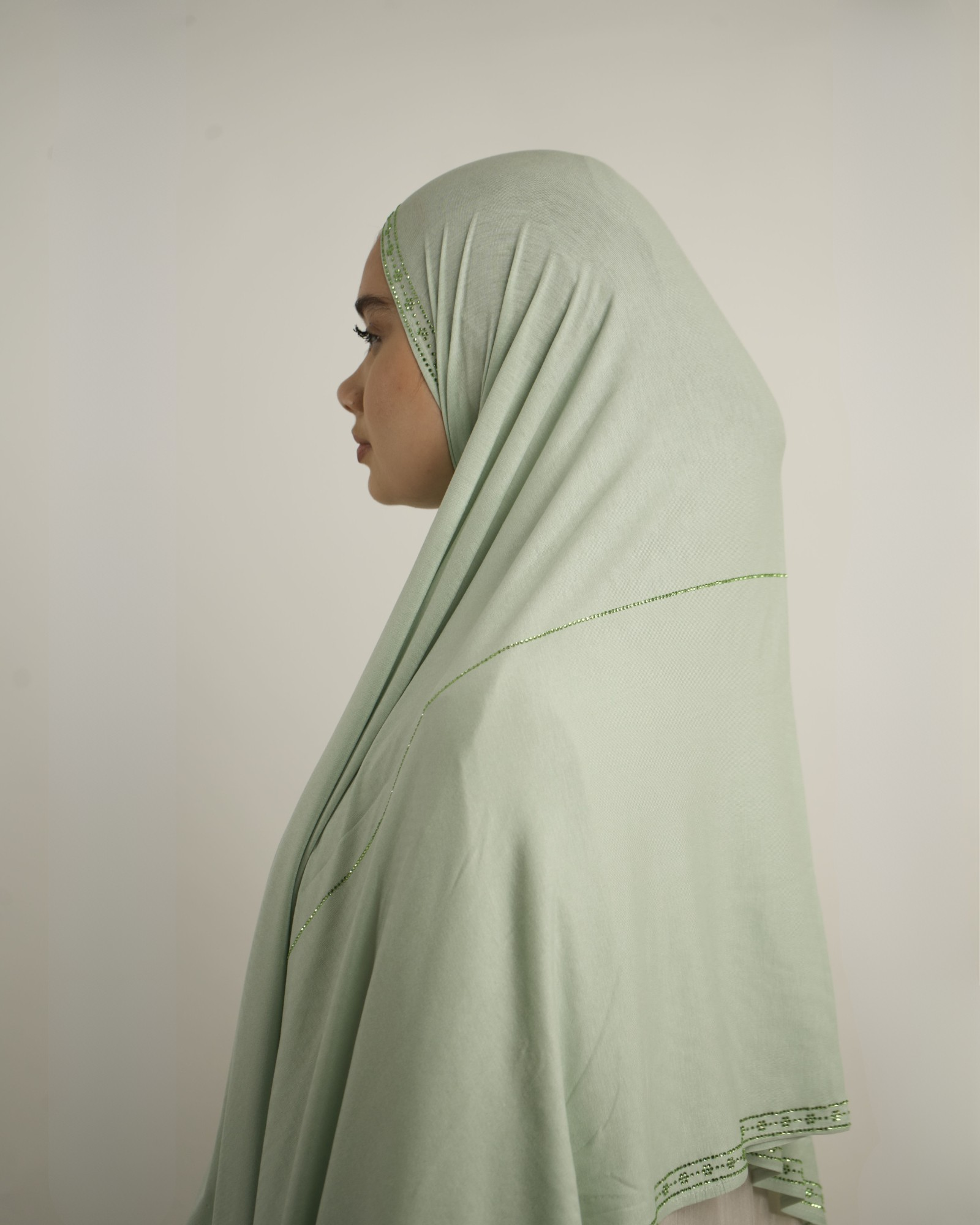 Hijab élégant en jersey avec strass