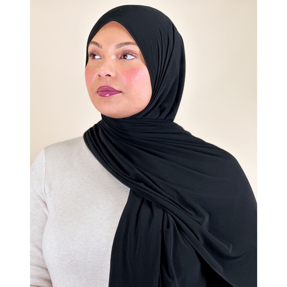 Hijab Jersey Premium luxe – tenue élégante et confortable au quotidien