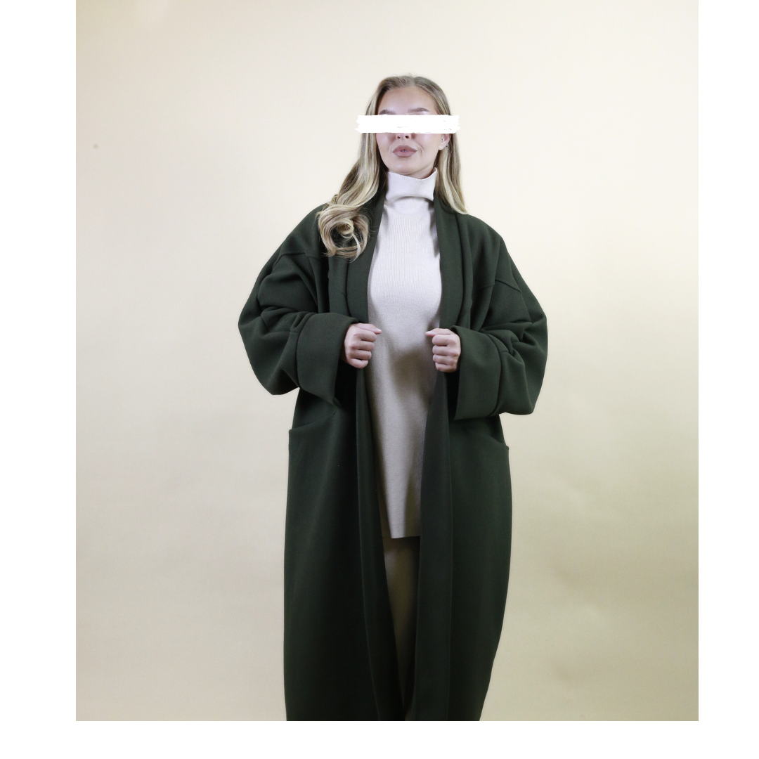 Manteau Kimono oversize Nassira – coupe fluide et matière agréable à porter