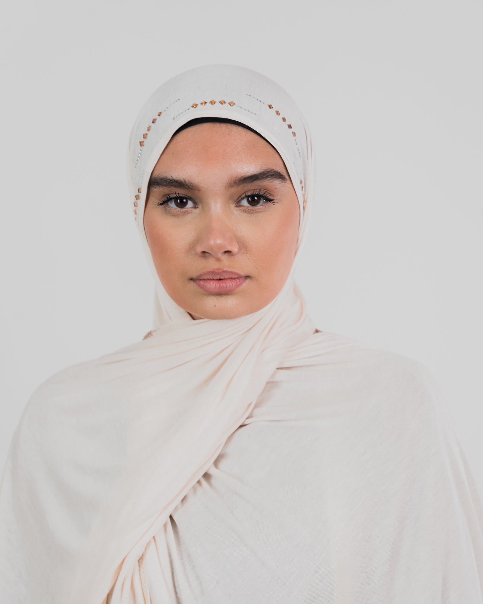 Hijab jersey à strass – tenue élégante et confortable au quotidien