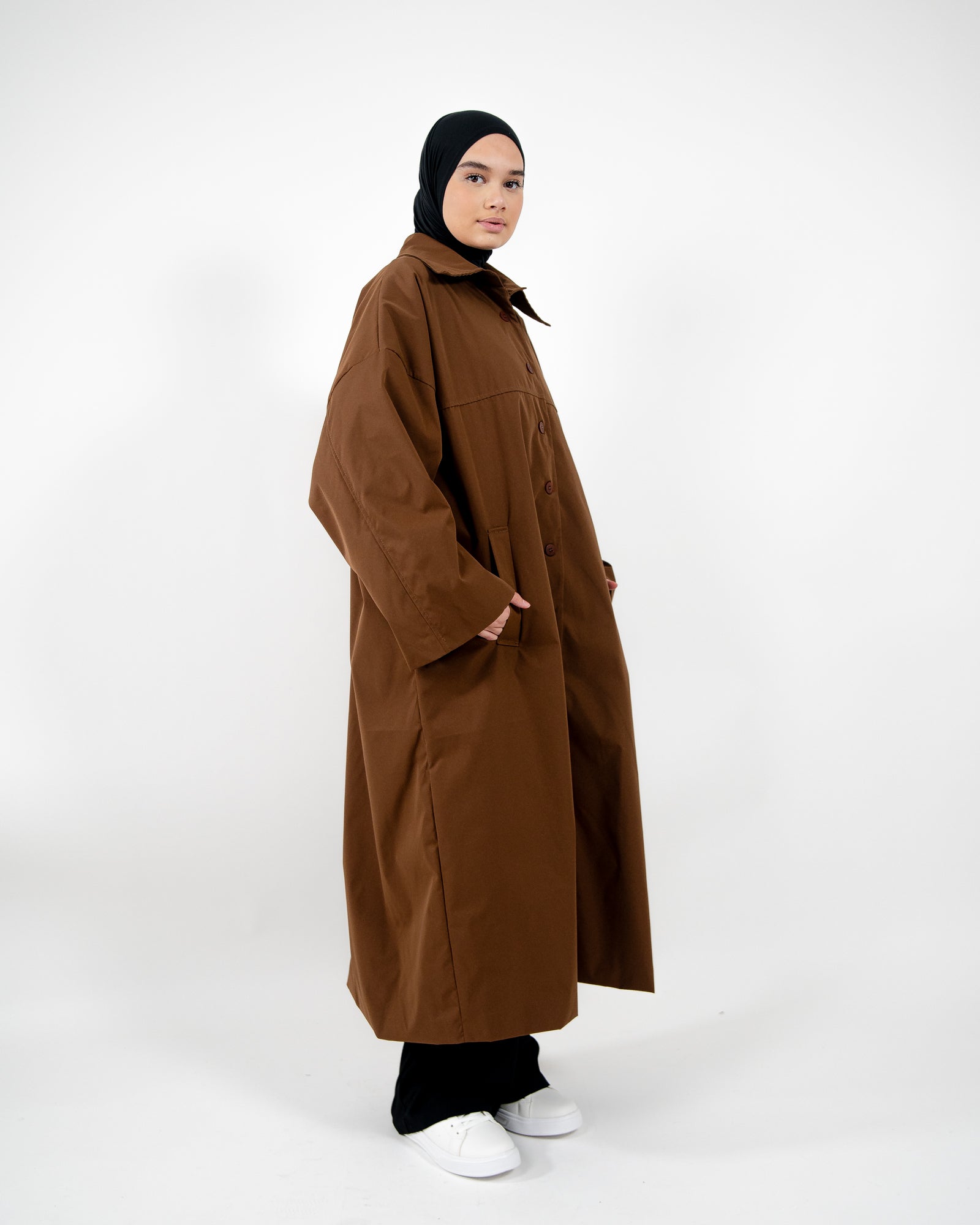 Parka style imperméable long et oversize avec fermeture boutons