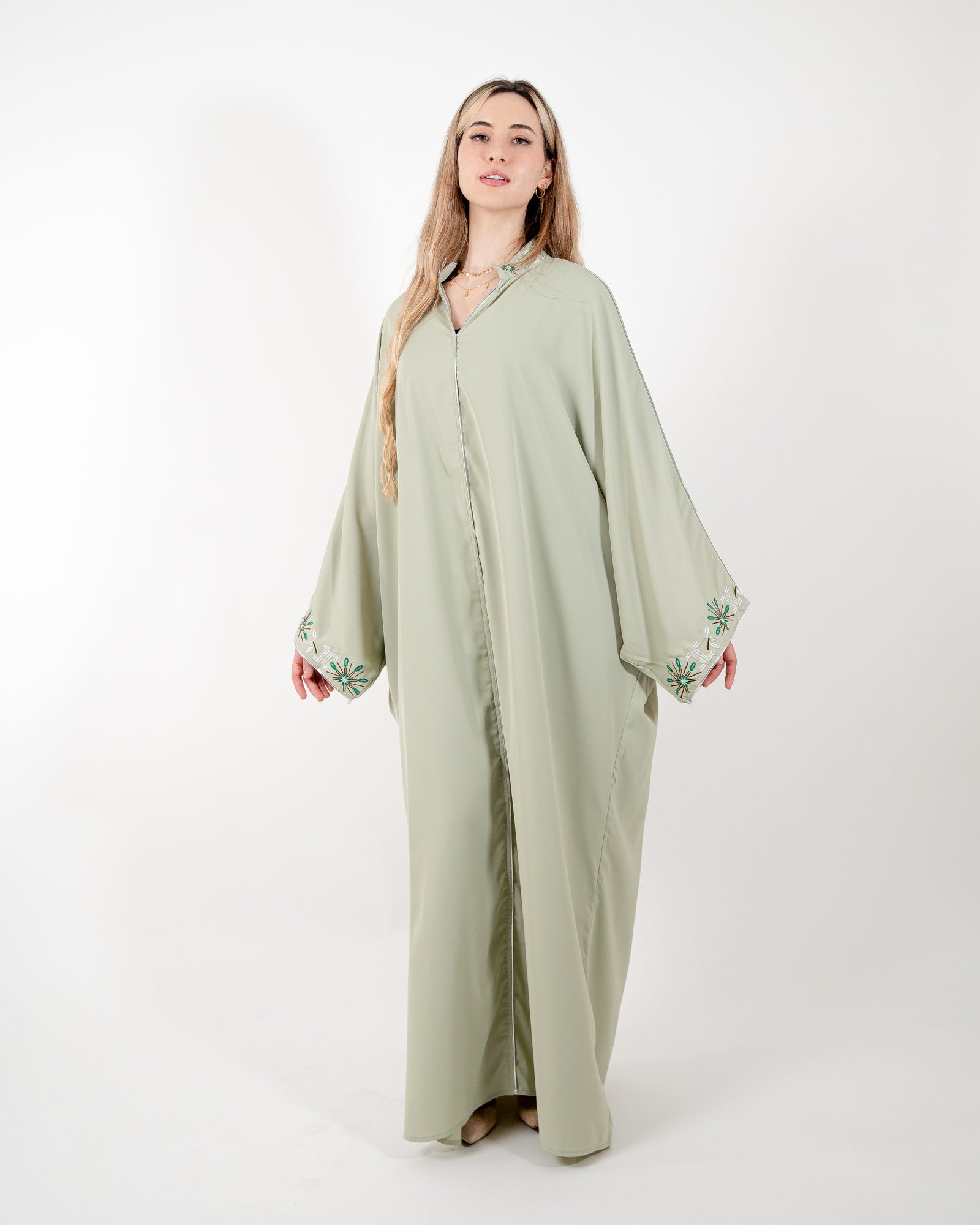 Robe ample à col montant fleuri