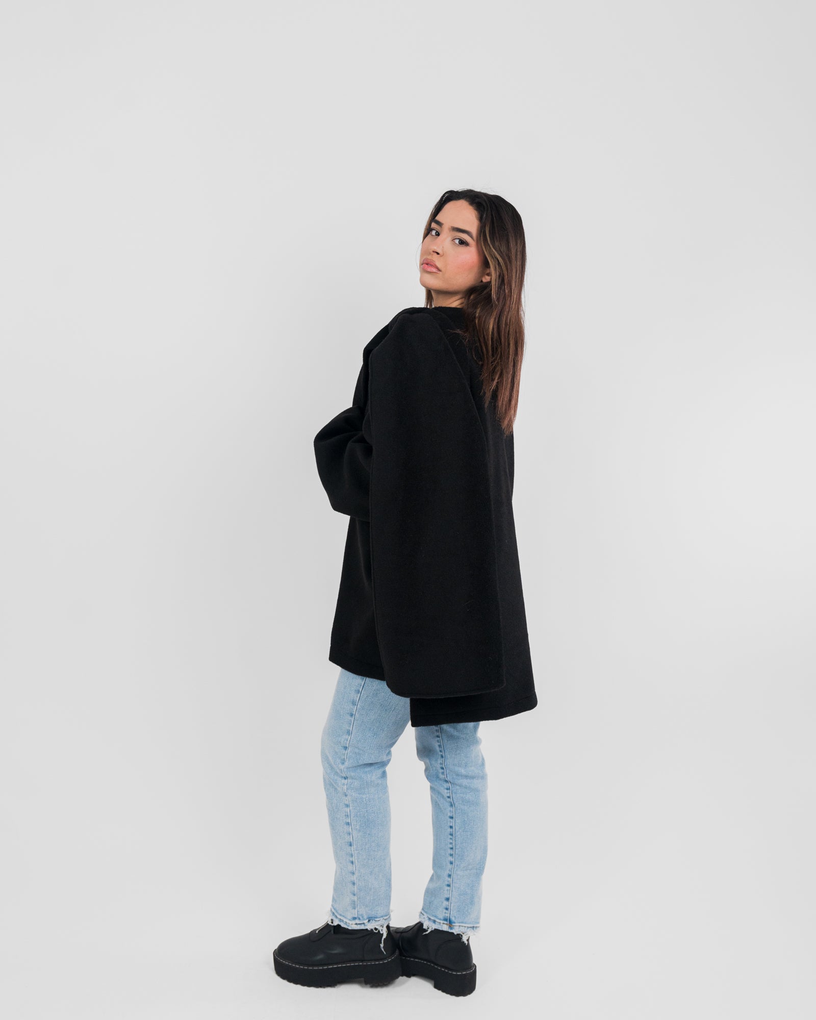 Manteau court avec cape