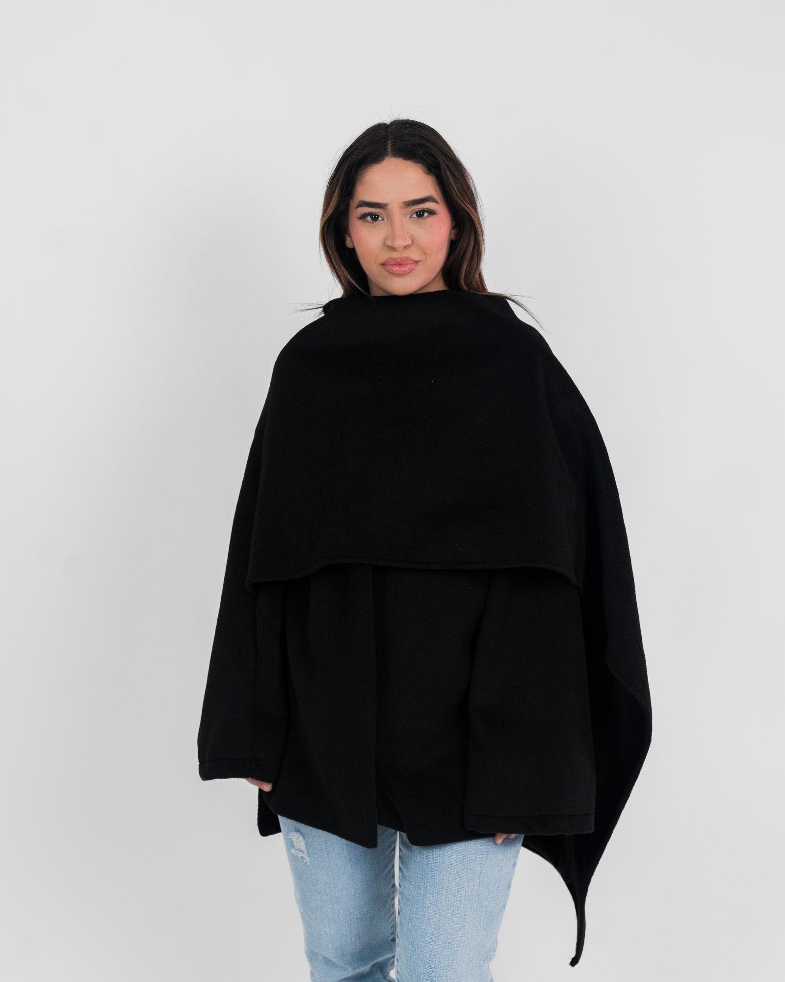 Manteau court avec cape