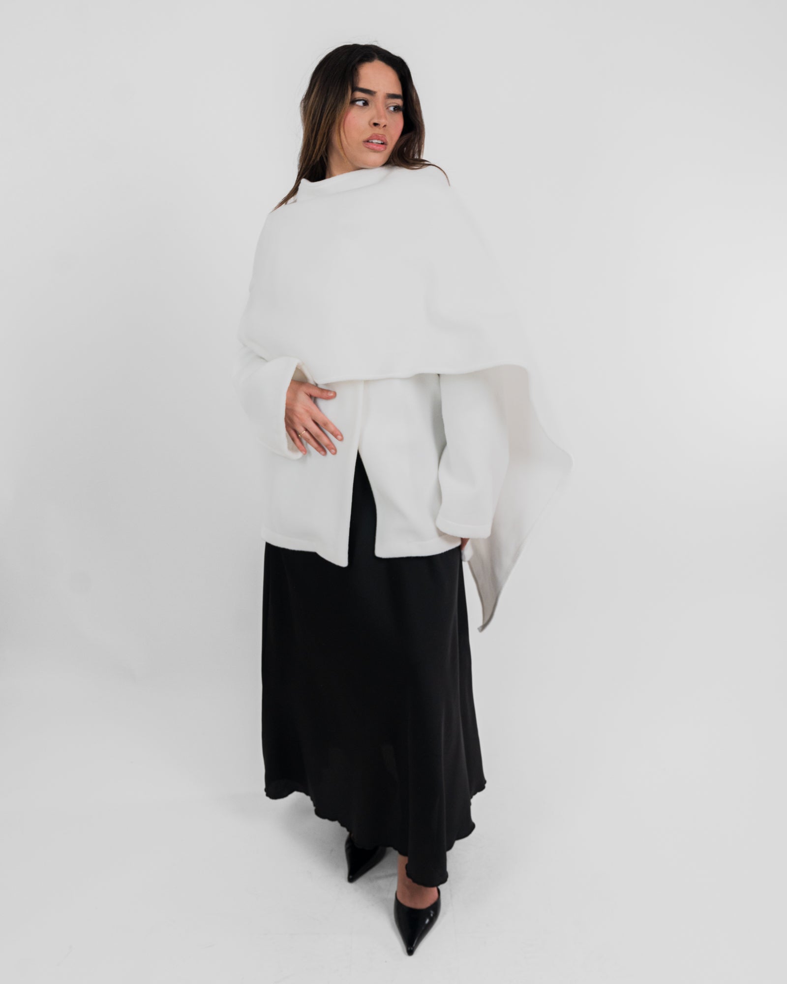 Manteau court avec cape