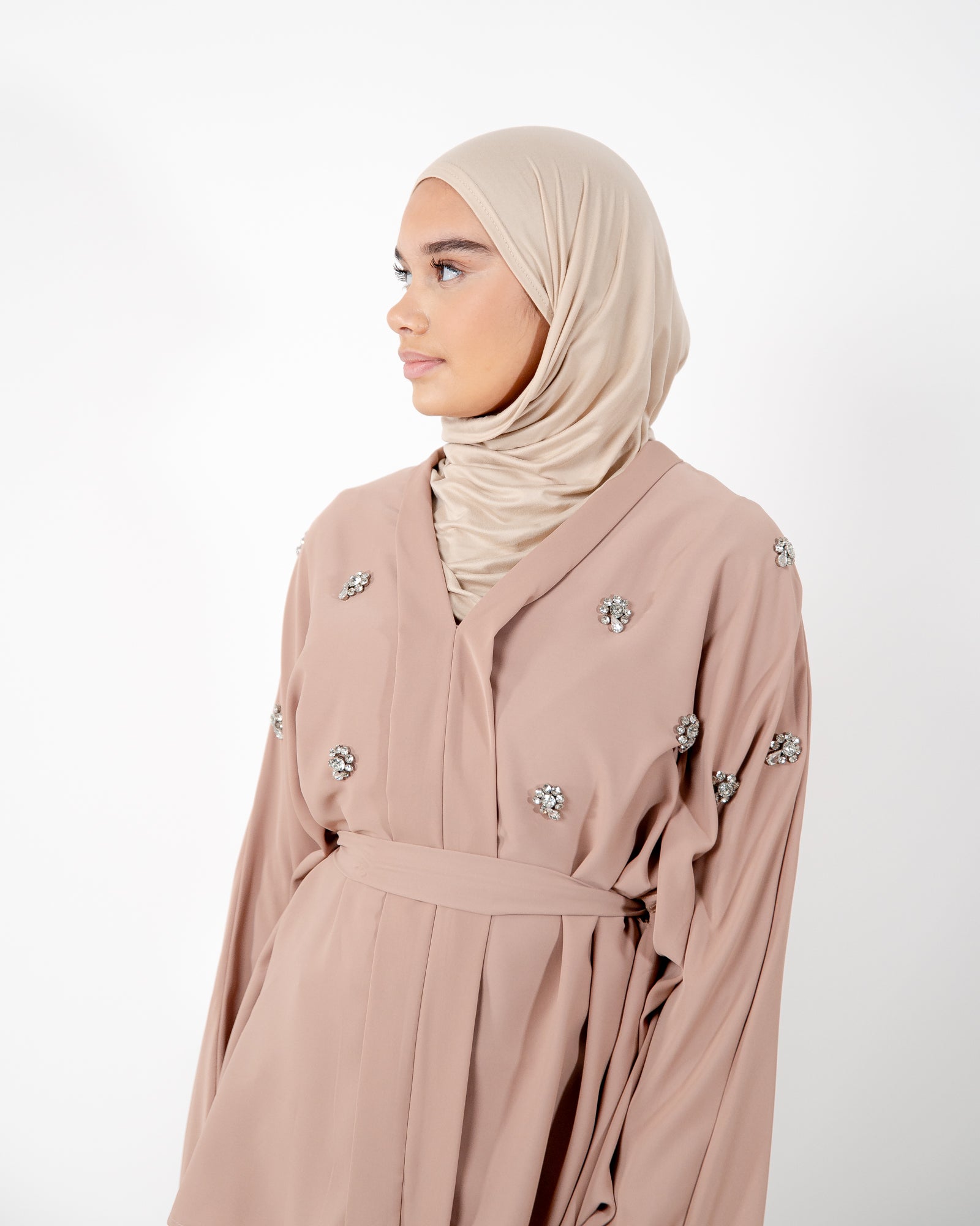 Ensemble pantalon avec chemise ajustable et strass