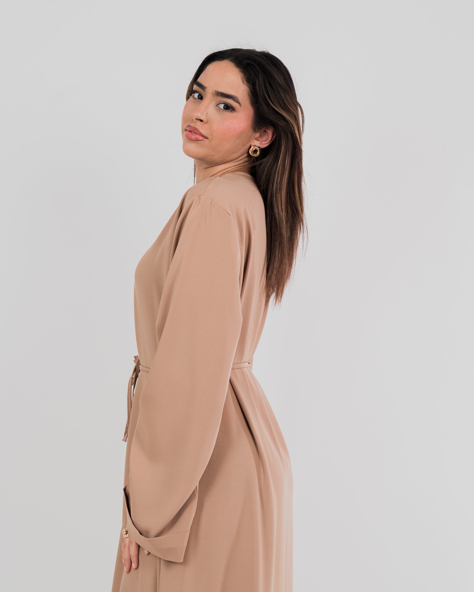 Abaya classique col V