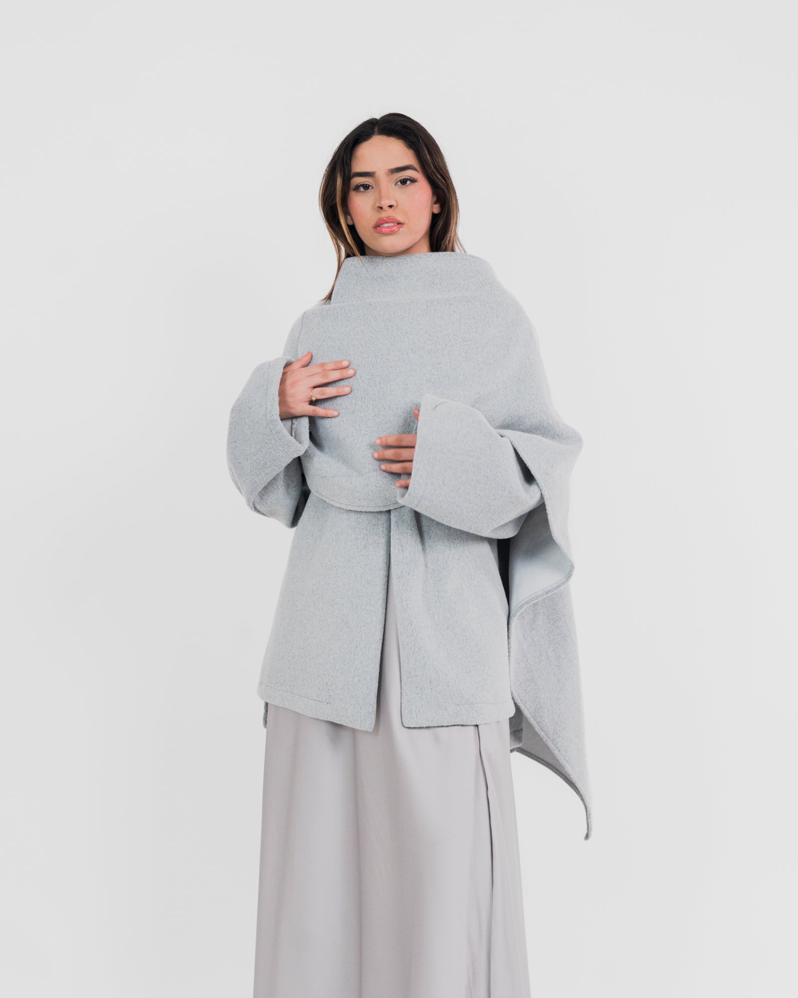 Manteau court avec cape